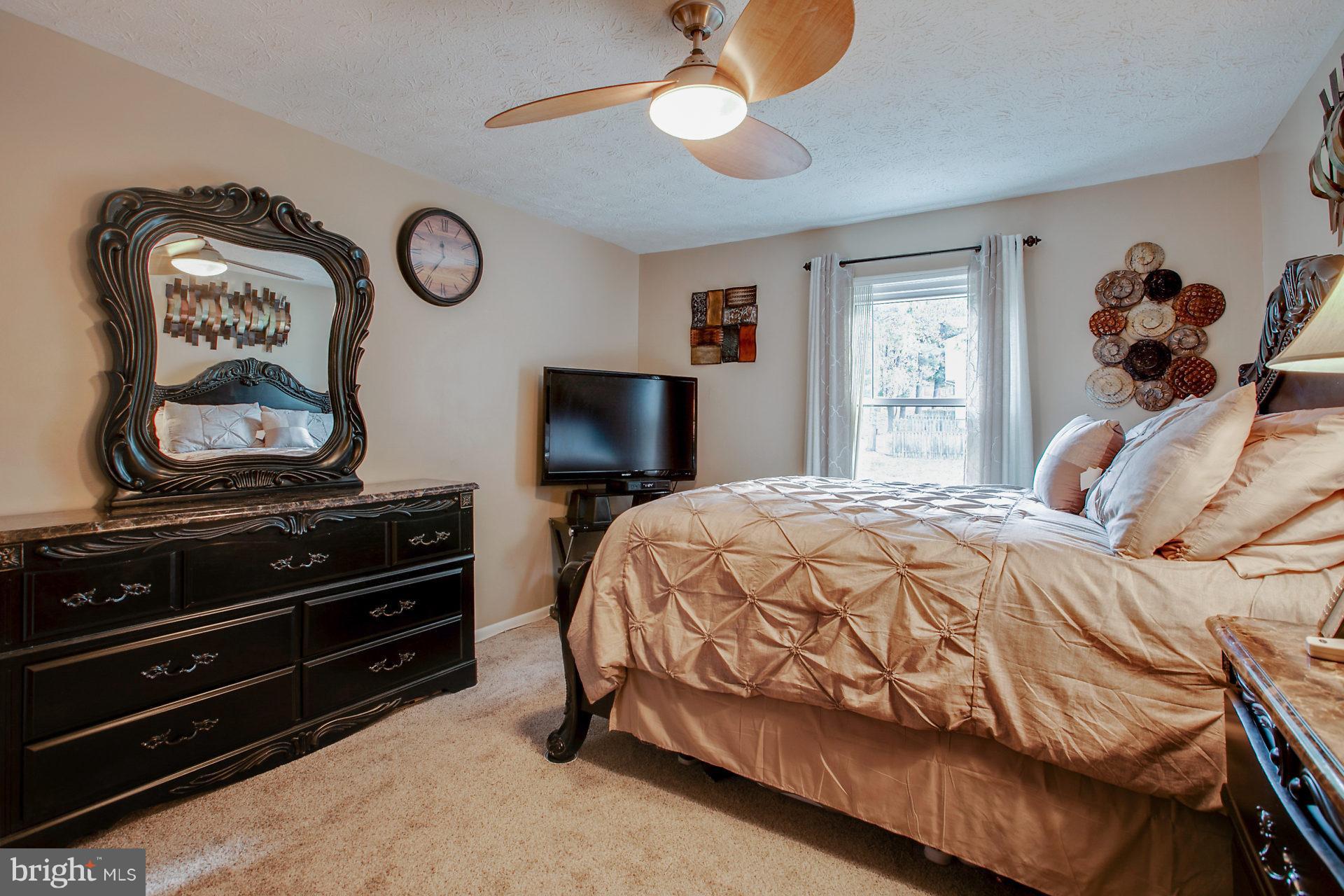 HILLCREST TOWNE - Residential