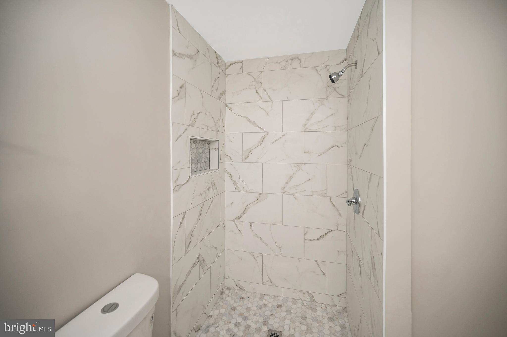 PEPPERMILL EST - Residential