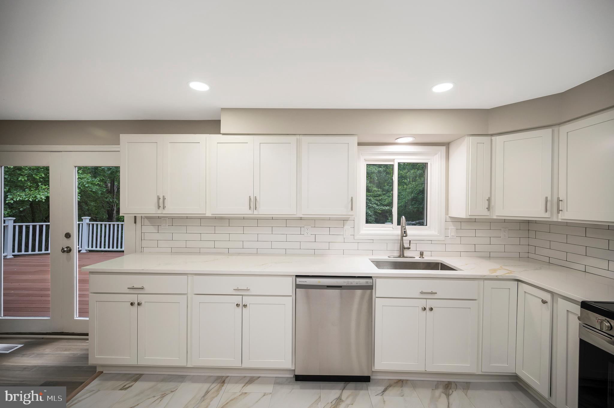 PEPPERMILL EST - Residential