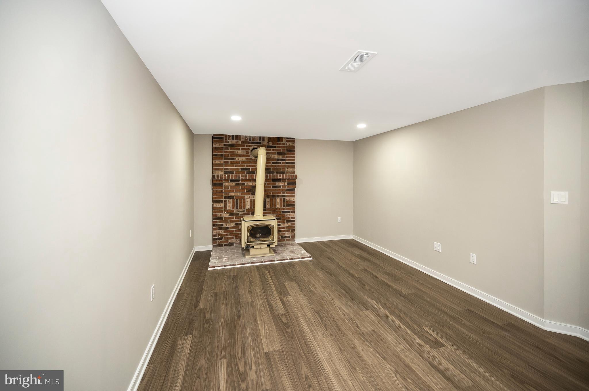 PEPPERMILL EST - Residential