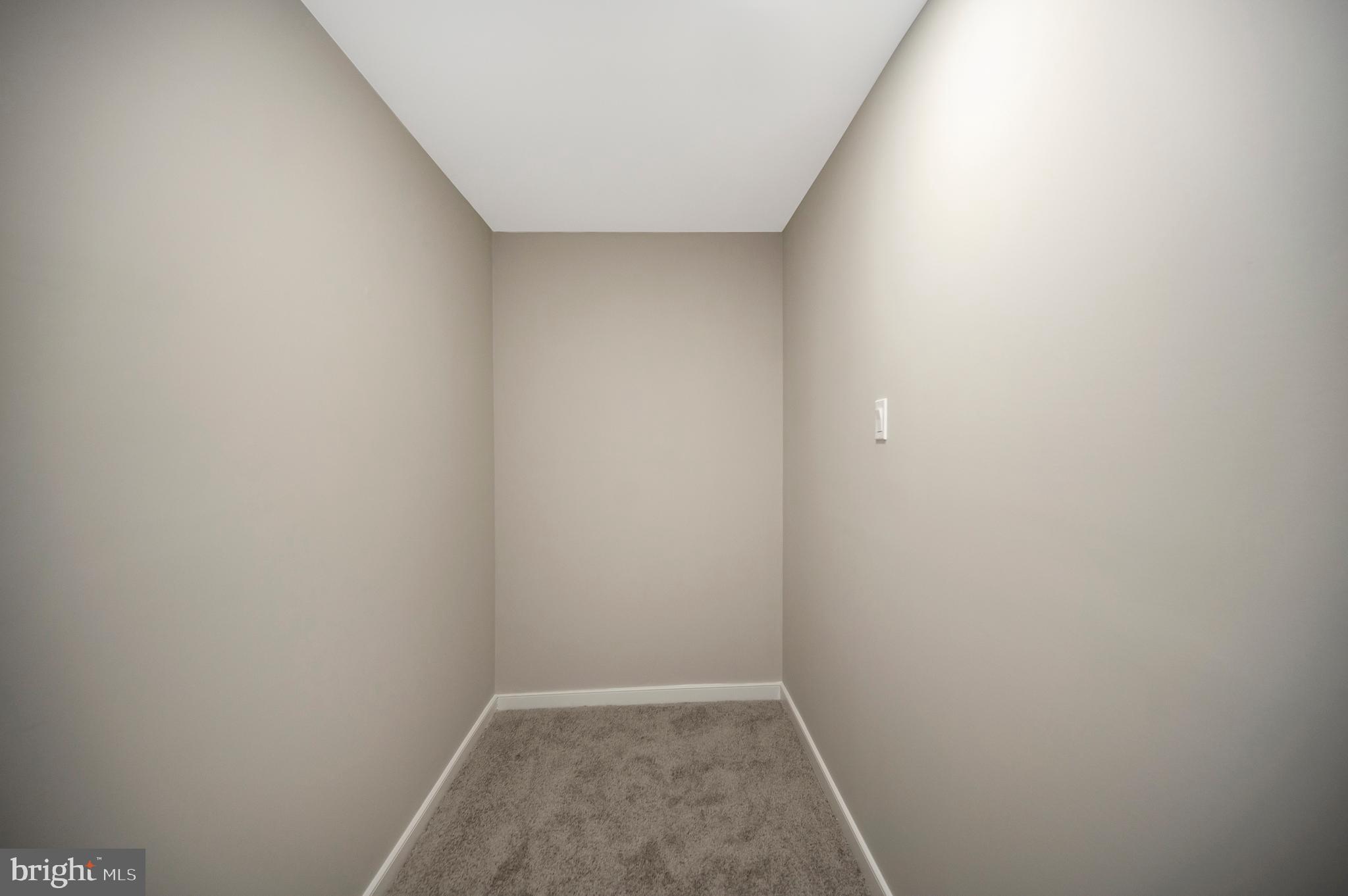 PEPPERMILL EST - Residential