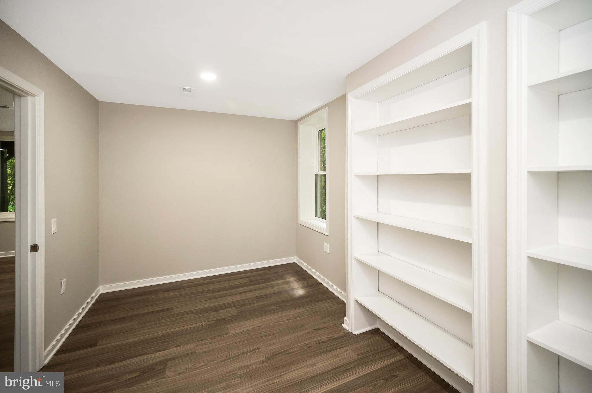 PEPPERMILL EST - Residential