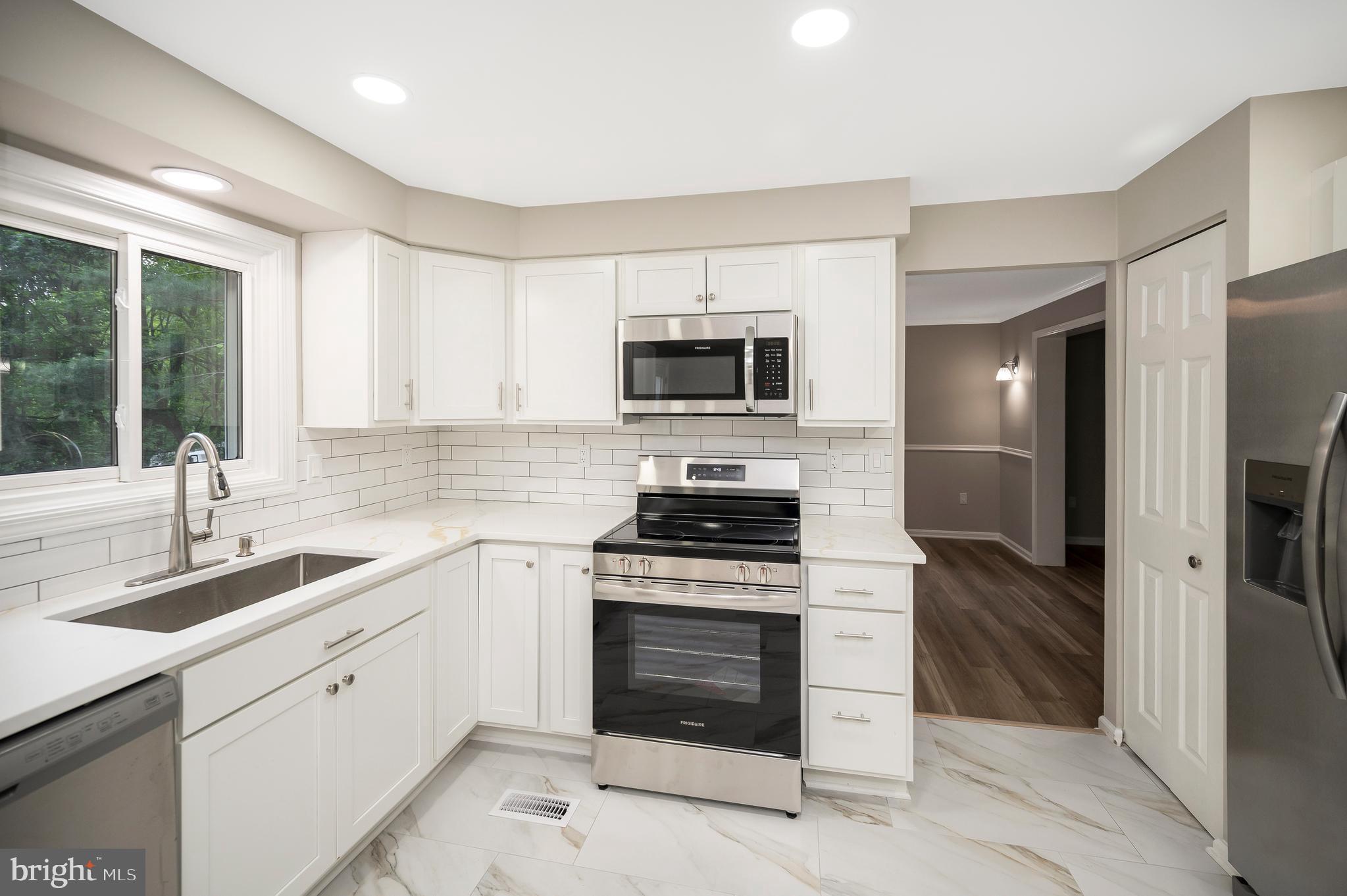 PEPPERMILL EST - Residential