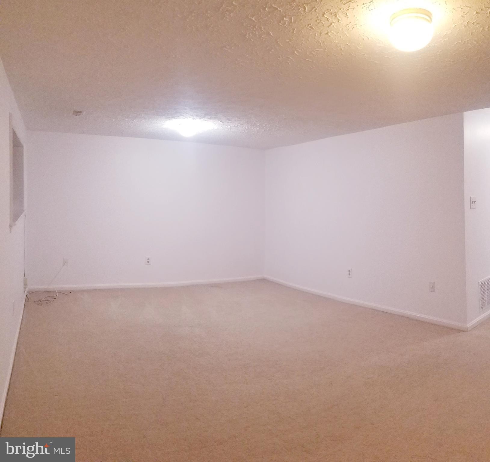 TANGLEWOOD - Residential Lease