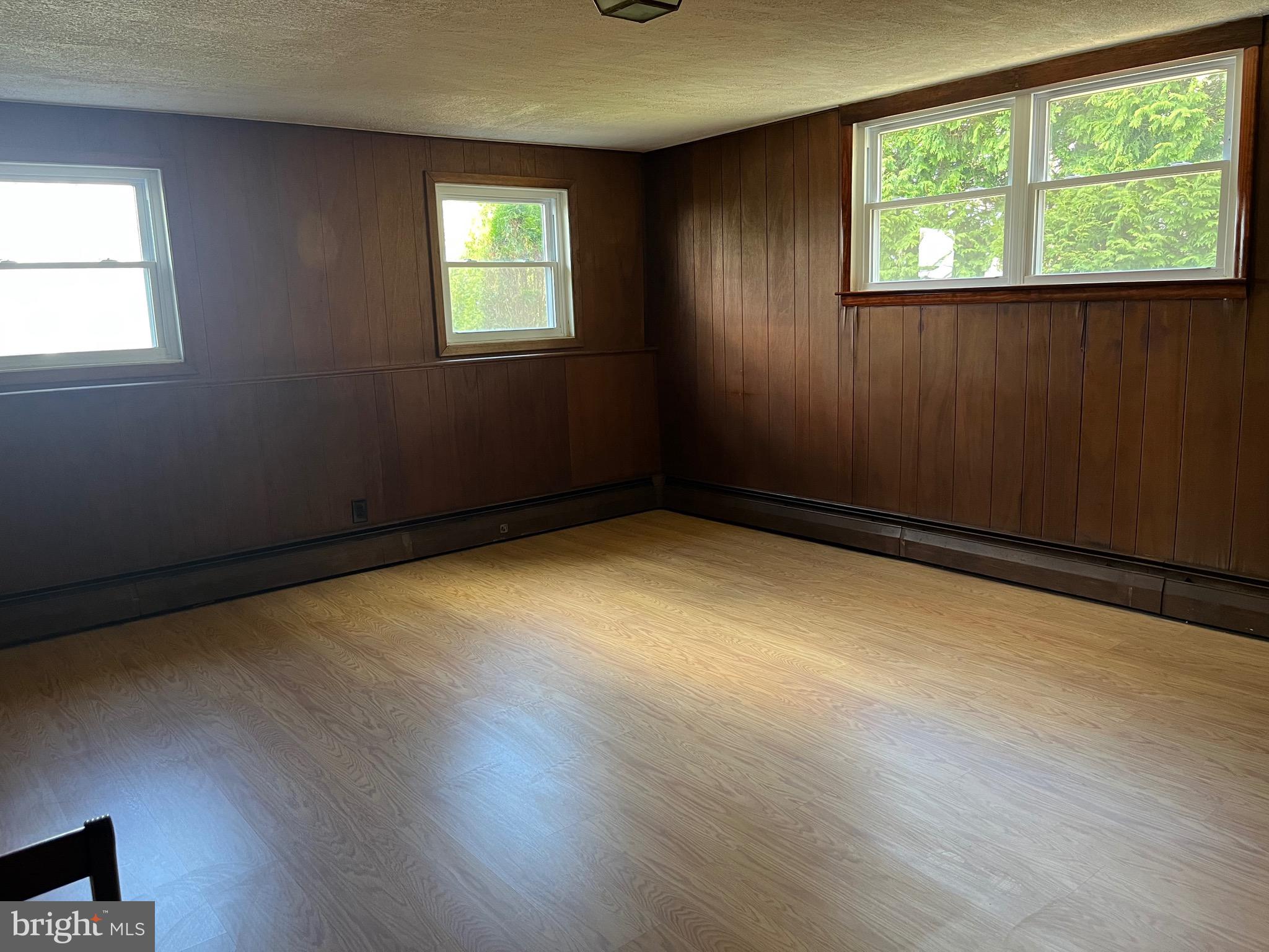 GENERAL WARREN VIL - Residential