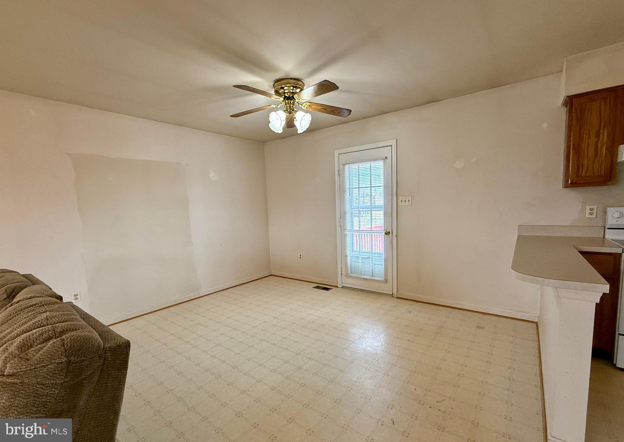 CRESTWOOD KNOLLS PH 3 - Residential