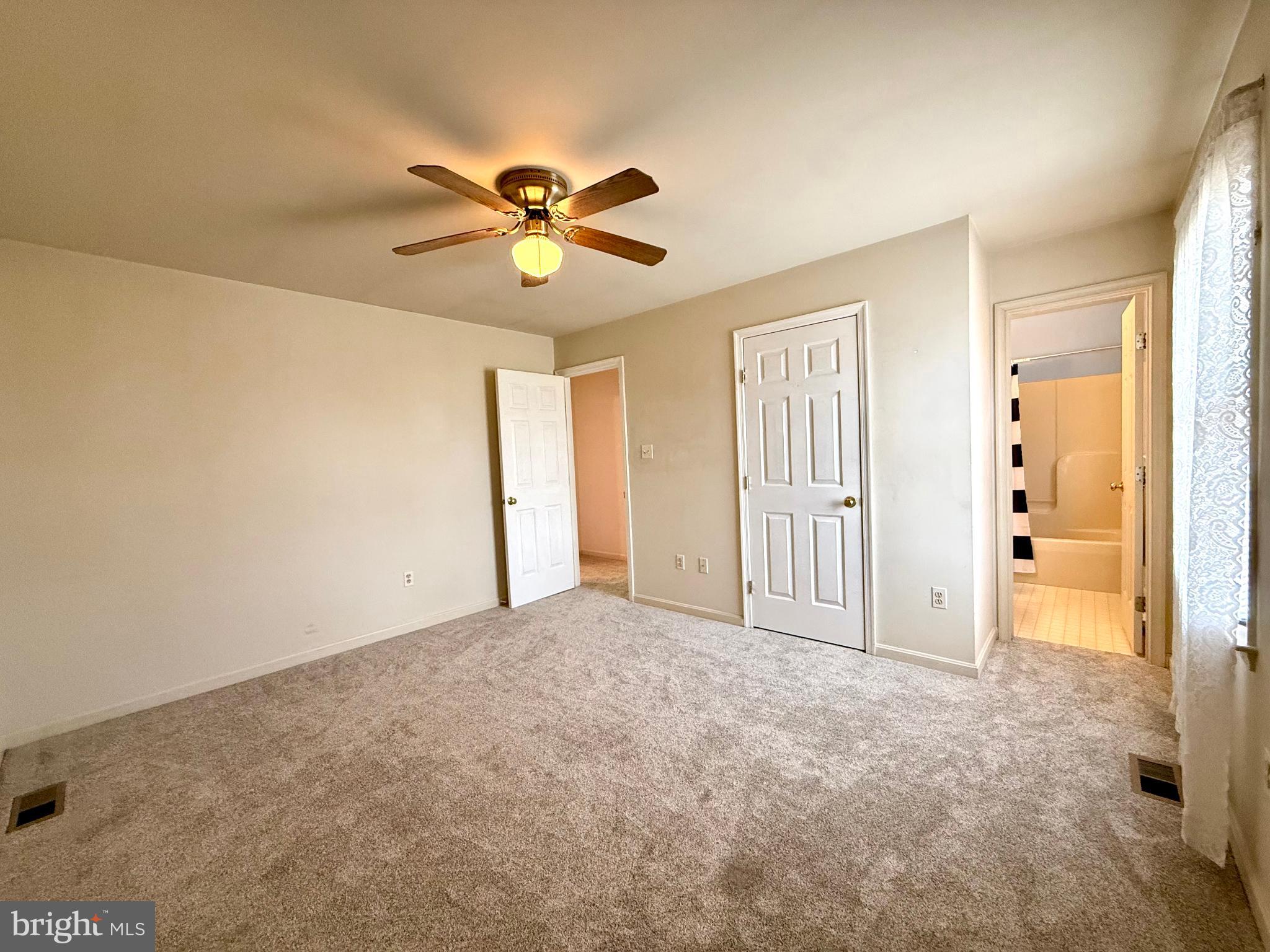 CRESTWOOD KNOLLS PH 3 - Residential