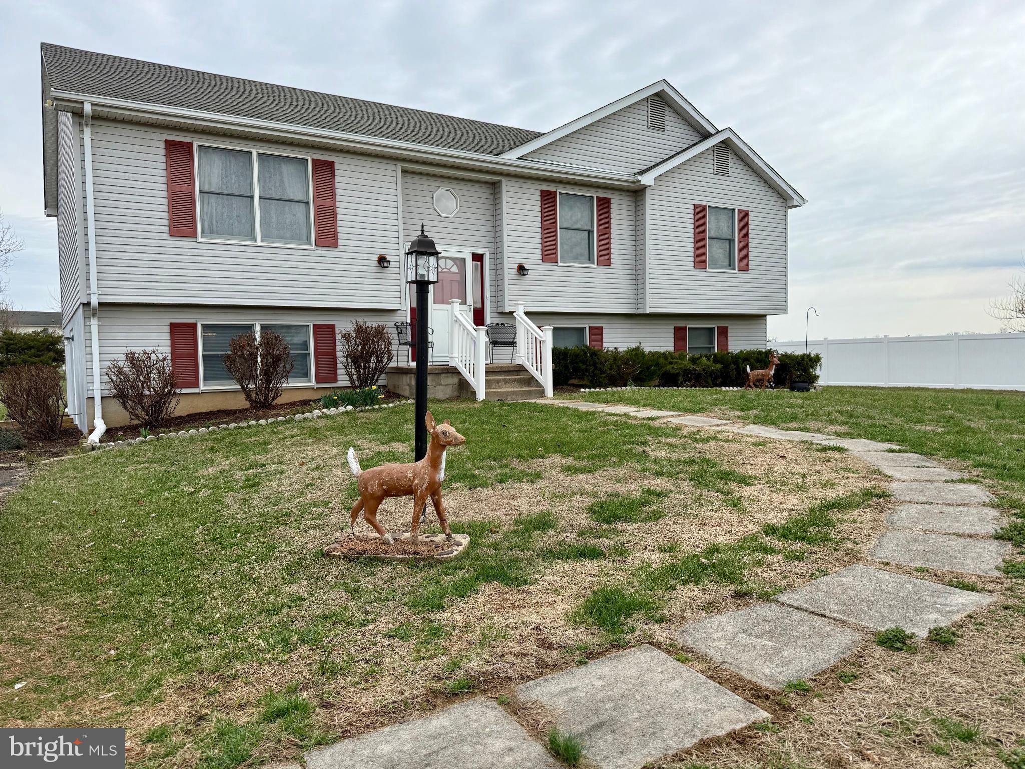 CRESTWOOD KNOLLS PH 3 - Residential