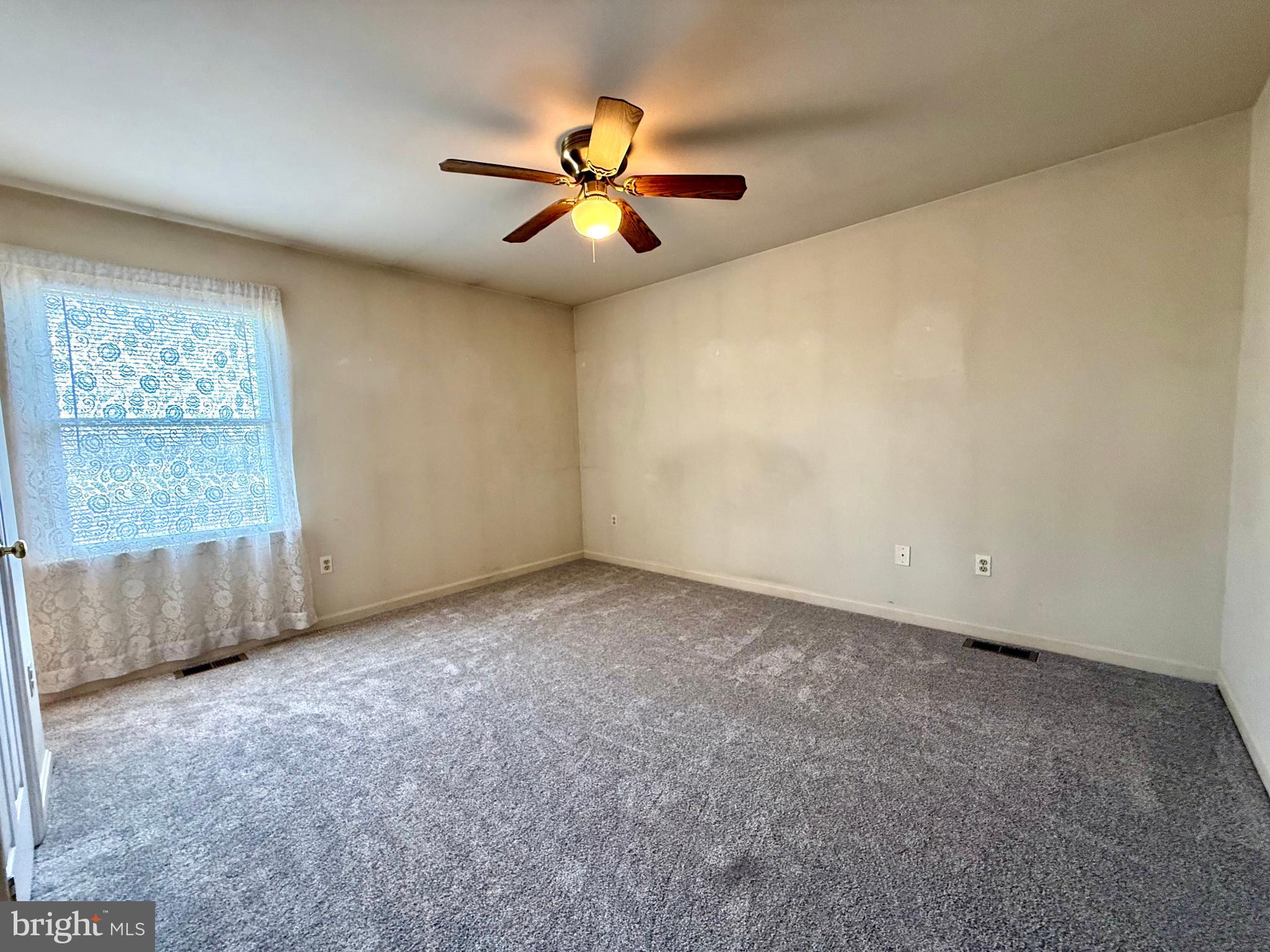 CRESTWOOD KNOLLS PH 3 - Residential