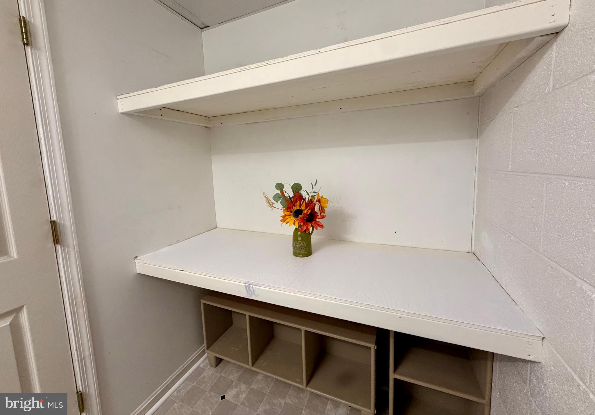 CRESTWOOD KNOLLS PH 3 - Residential