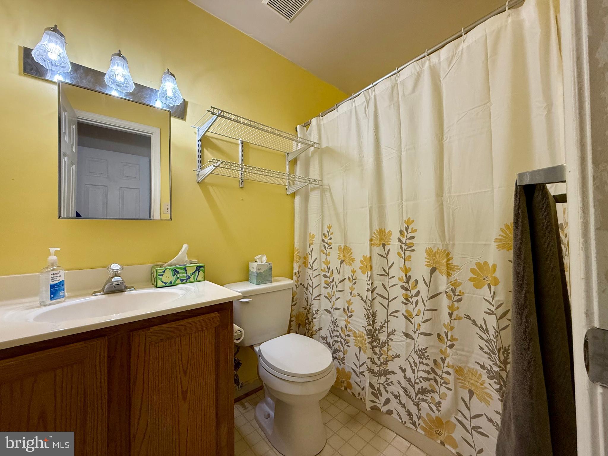 CRESTWOOD KNOLLS PH 3 - Residential