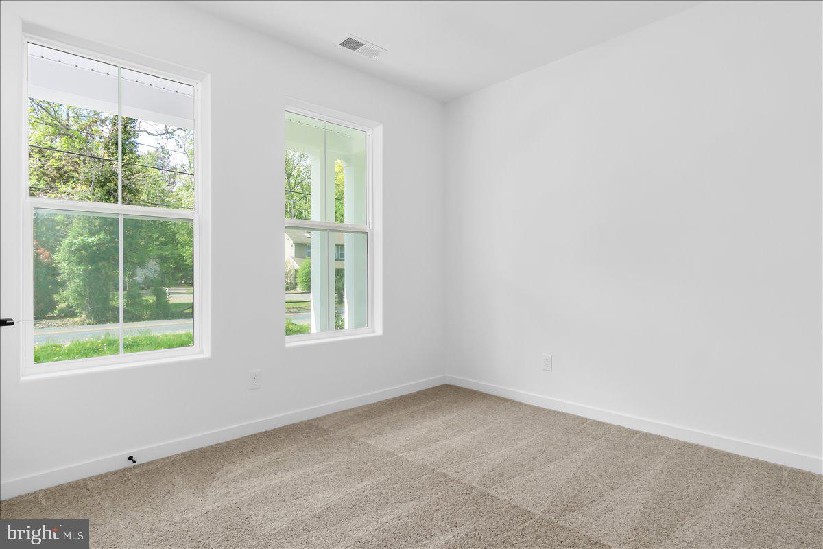 EASTON - Residential