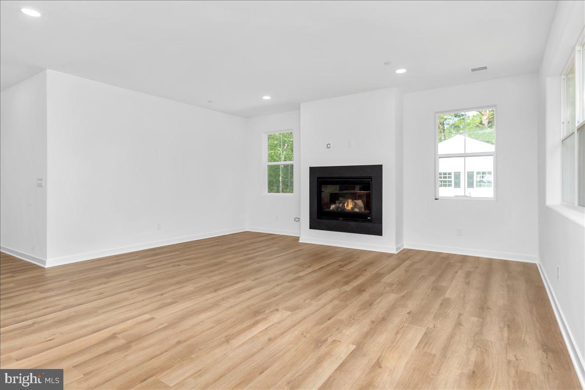 EASTON - Residential