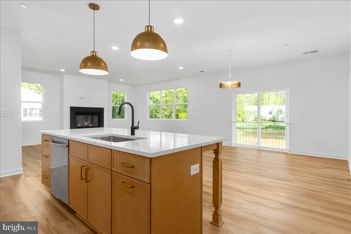 EASTON - Residential