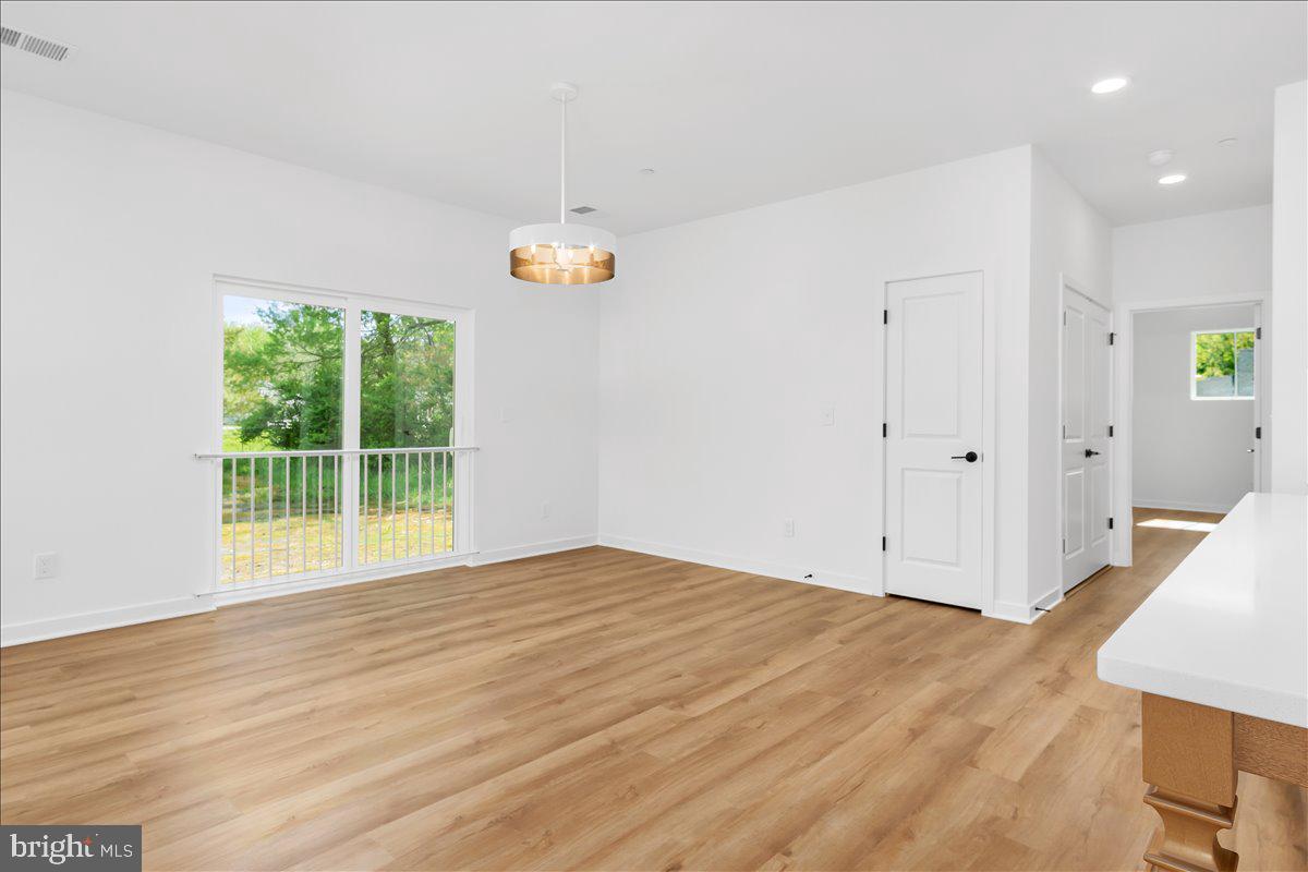 EASTON - Residential
