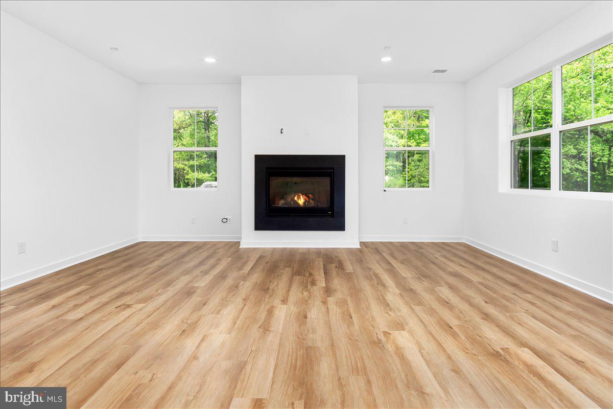 EASTON - Residential