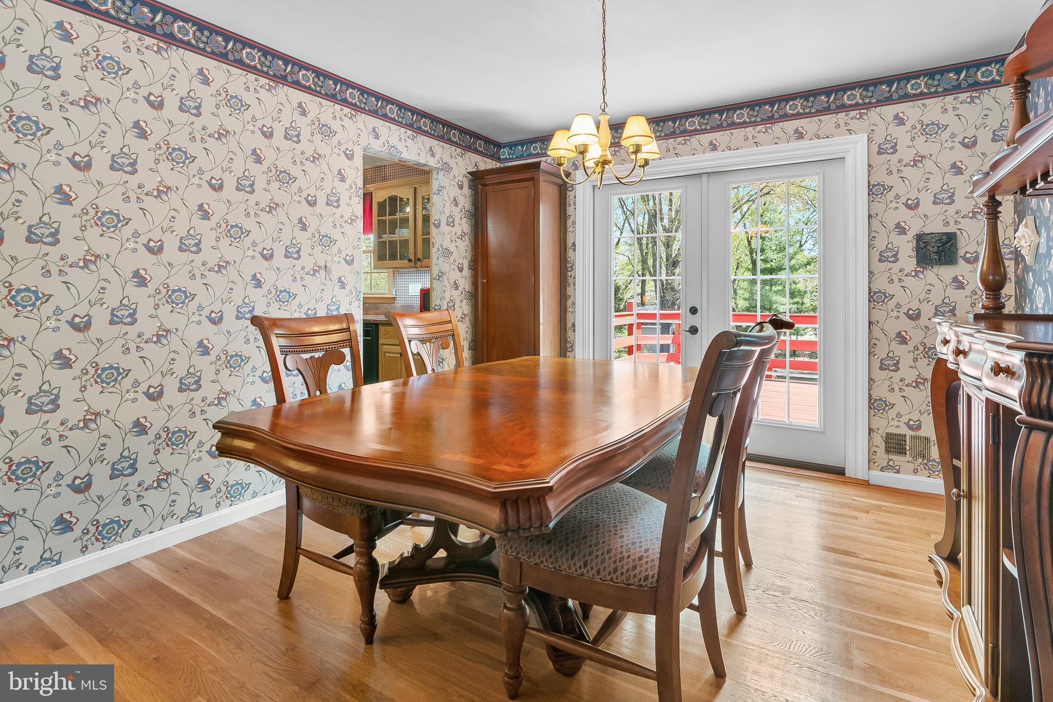 CLINTON ACRES - Residential