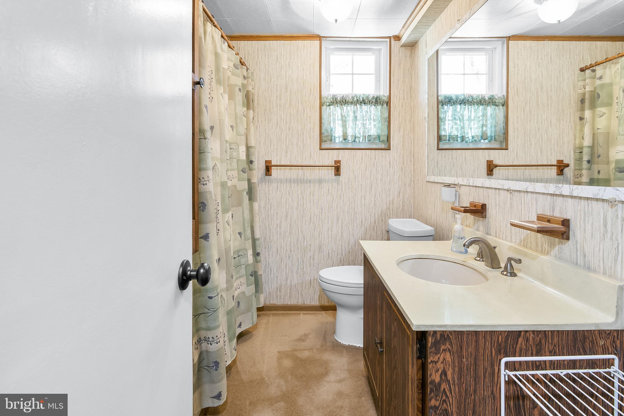 CLINTON ACRES - Residential