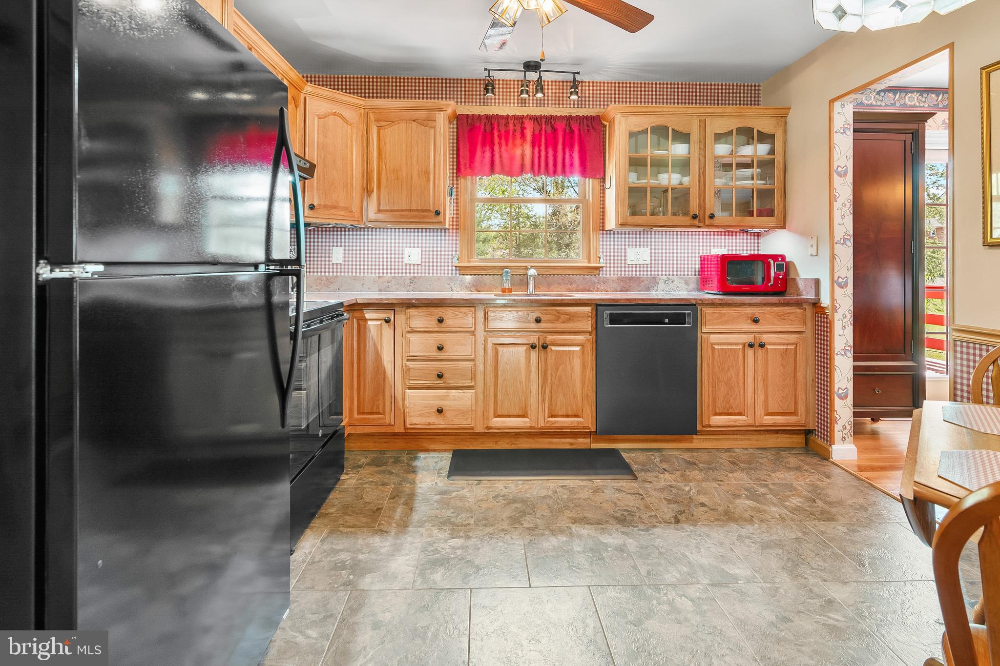 CLINTON ACRES - Residential