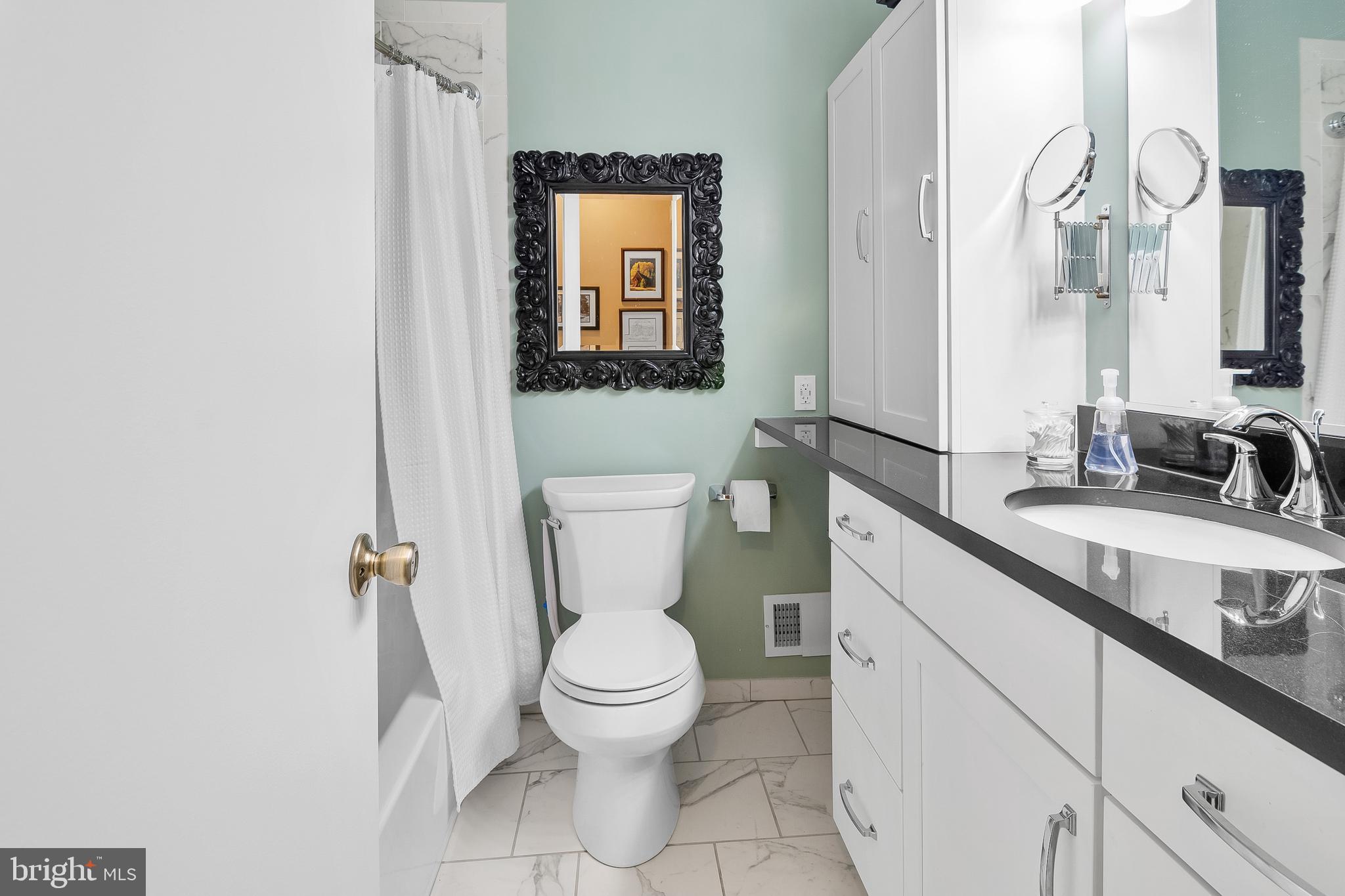 CLINTON ACRES - Residential