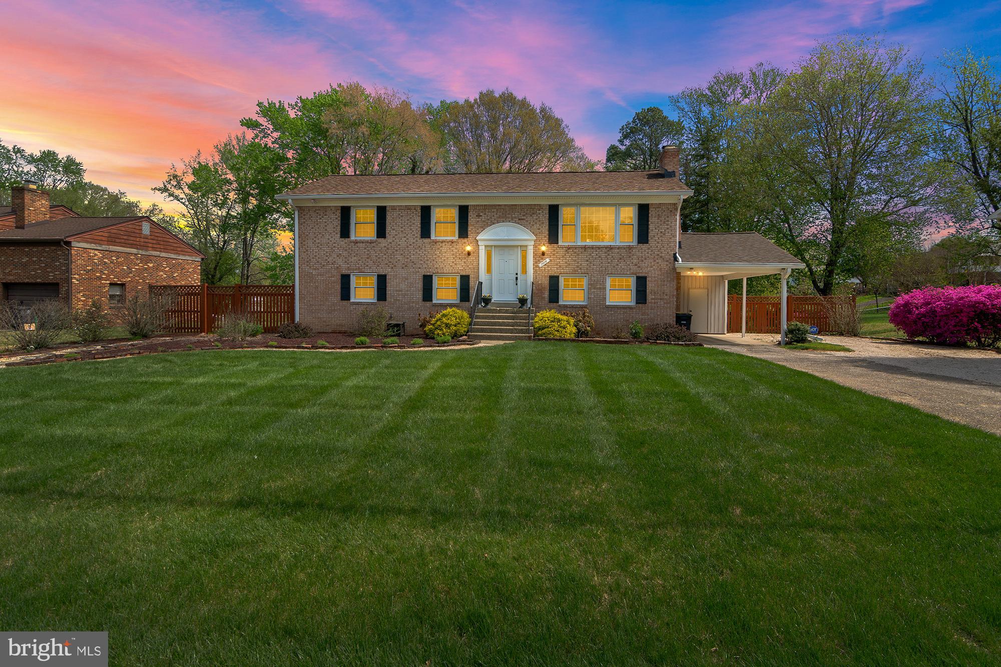 CLINTON ACRES - Residential