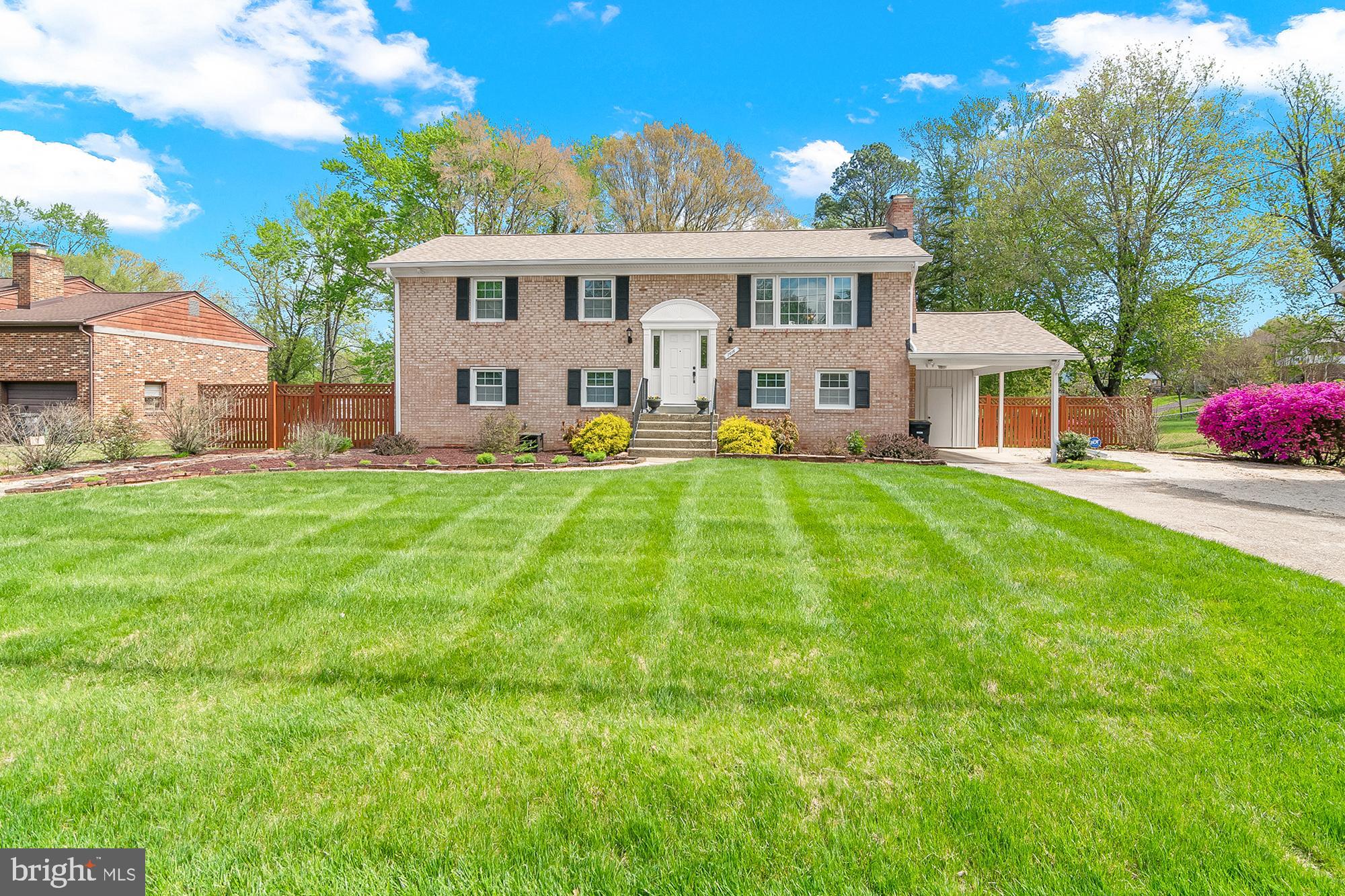 CLINTON ACRES - Residential