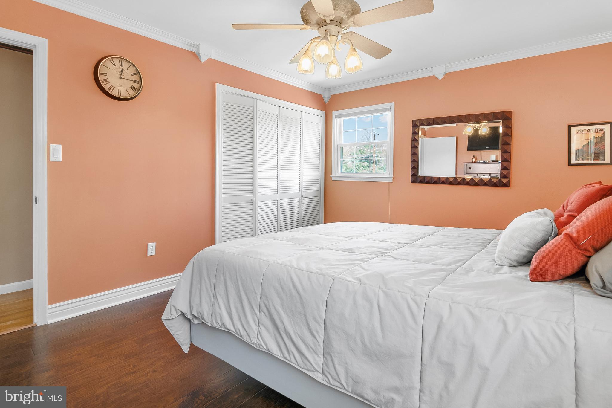 CLINTON ACRES - Residential