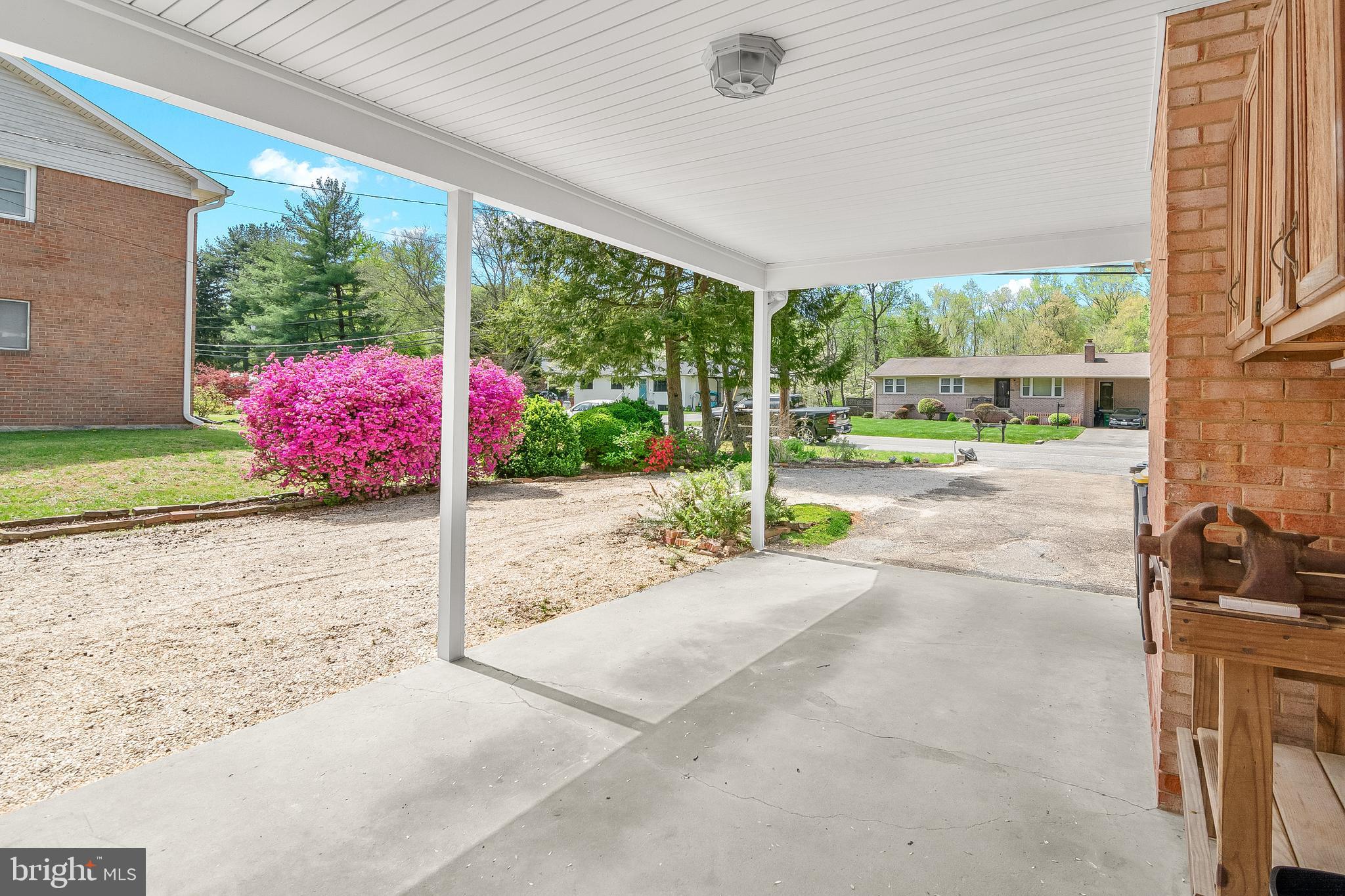 CLINTON ACRES - Residential