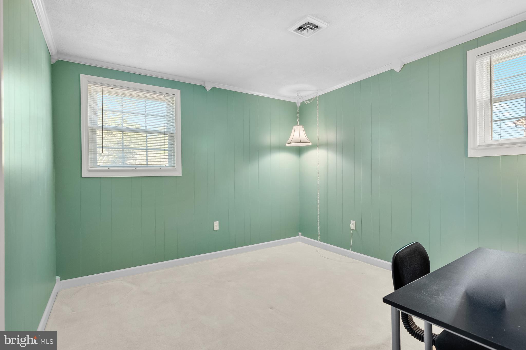 CLINTON ACRES - Residential