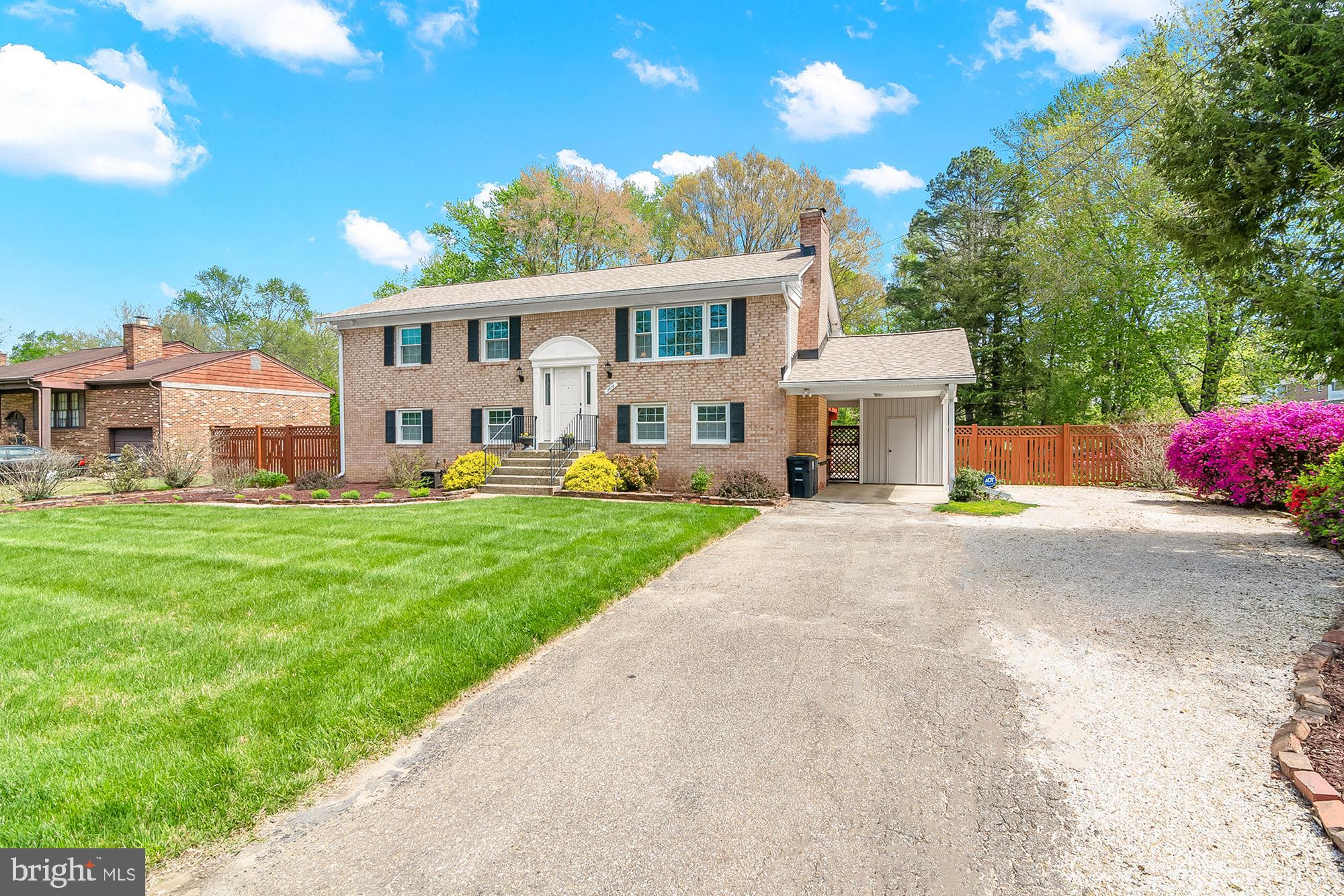 CLINTON ACRES - Residential