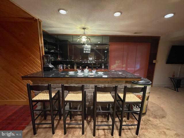 LAKESIDE VILLAS - Residential