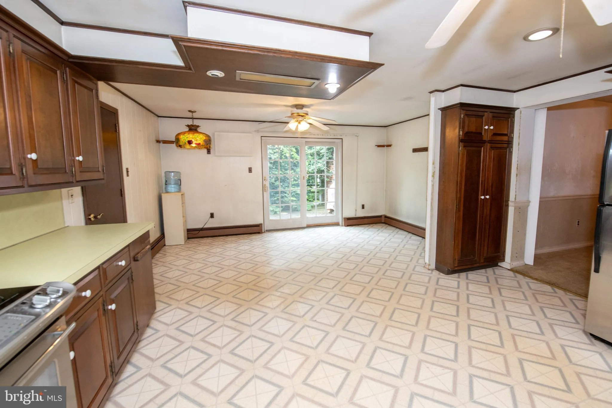 Hatfield, Pennsylvania 19440, United States, 3 Bedrooms Bedrooms, ,2 BathroomsBathrooms,Residential,Pending,189206