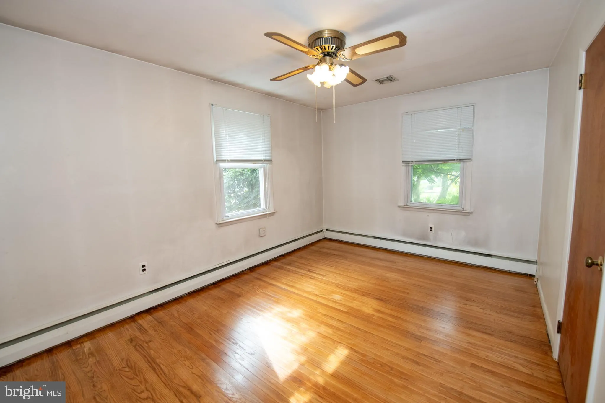 Hatfield, Pennsylvania 19440, United States, 3 Bedrooms Bedrooms, ,2 BathroomsBathrooms,Residential,Pending,189206