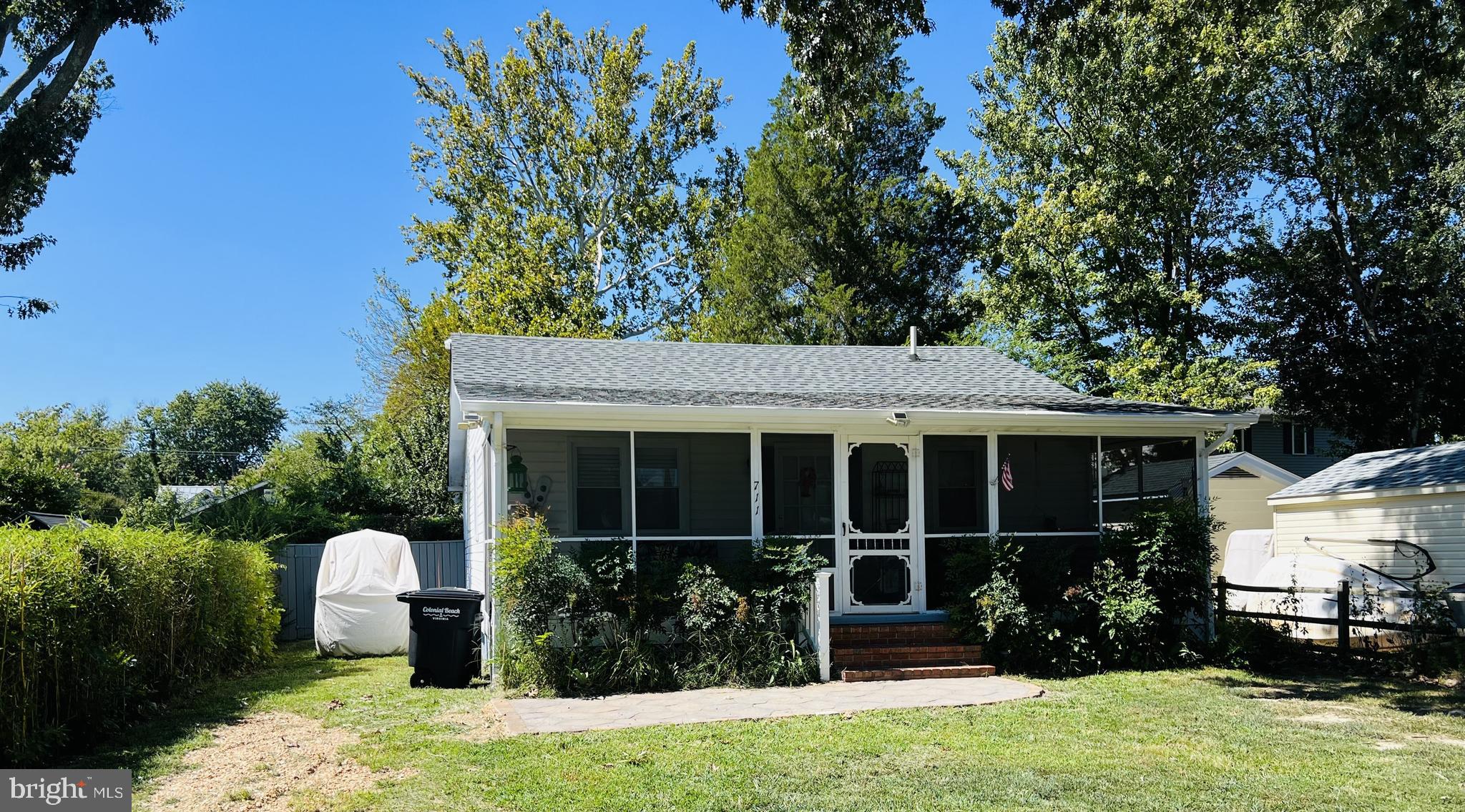 THE POINT - Residential Lease