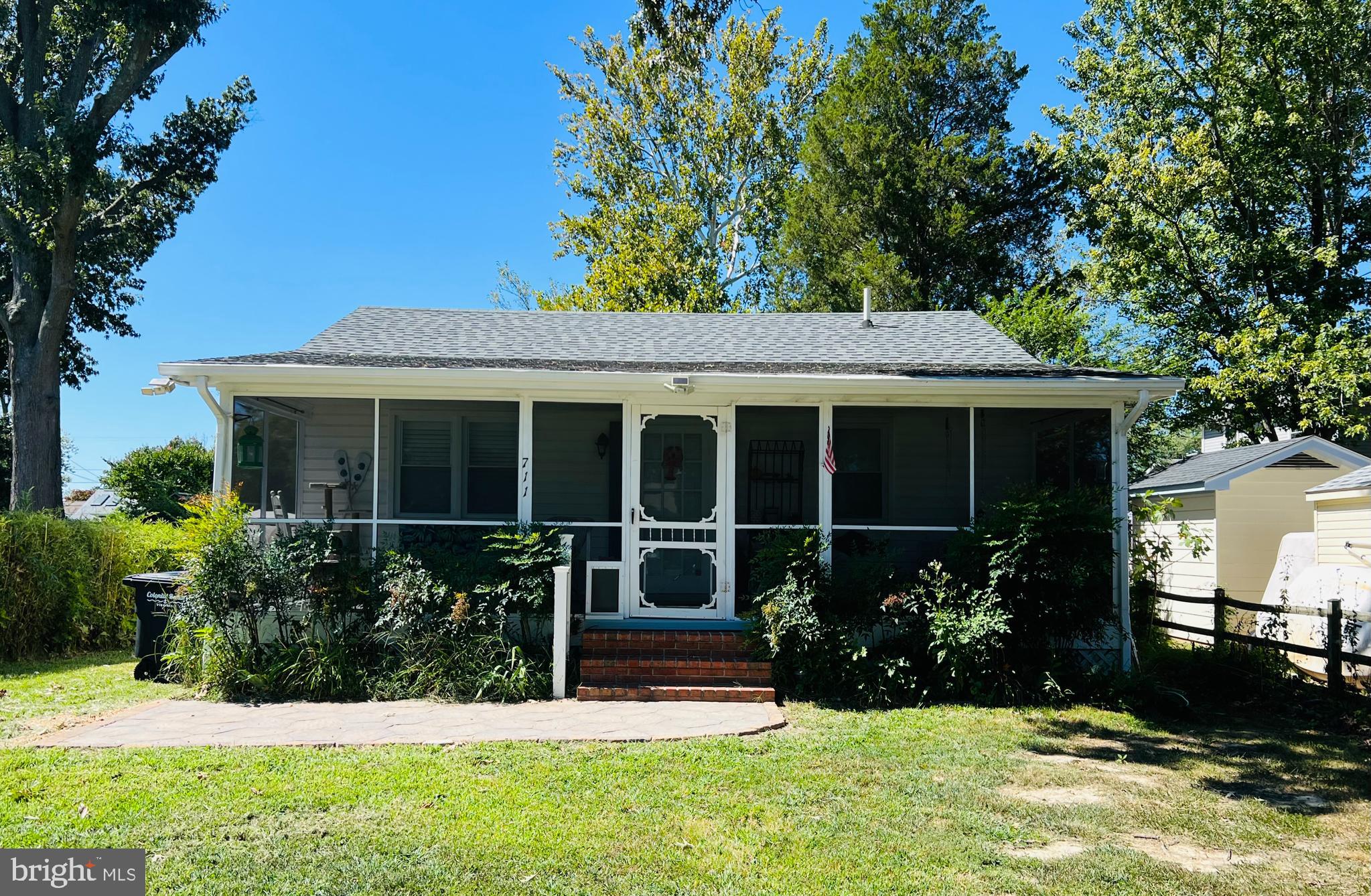 THE POINT - Residential Lease