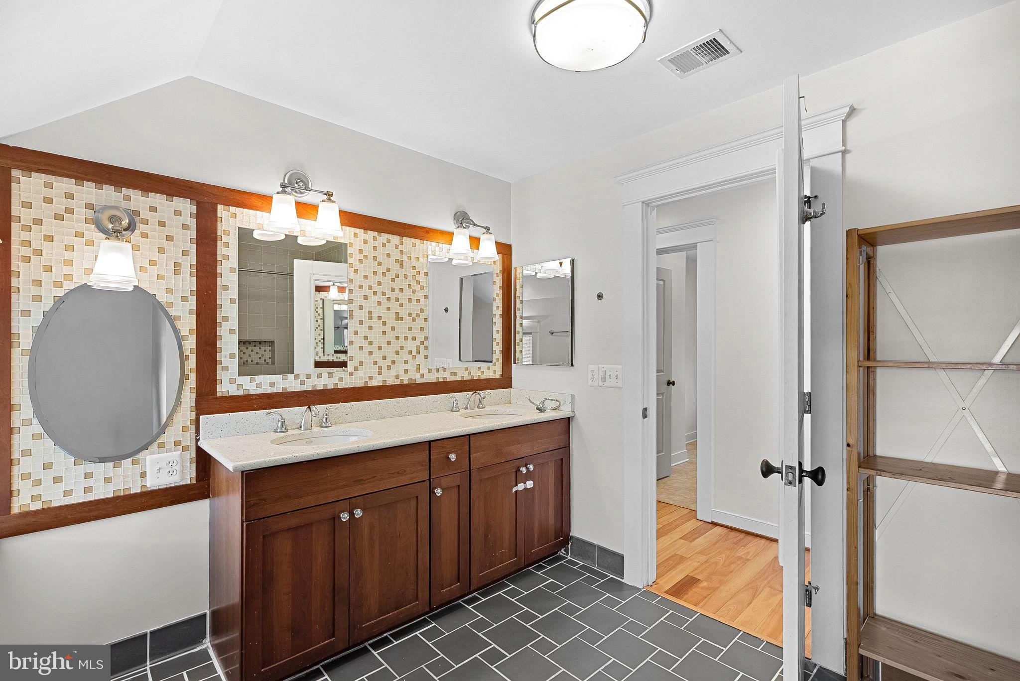 ECOVILLAGE - Residential