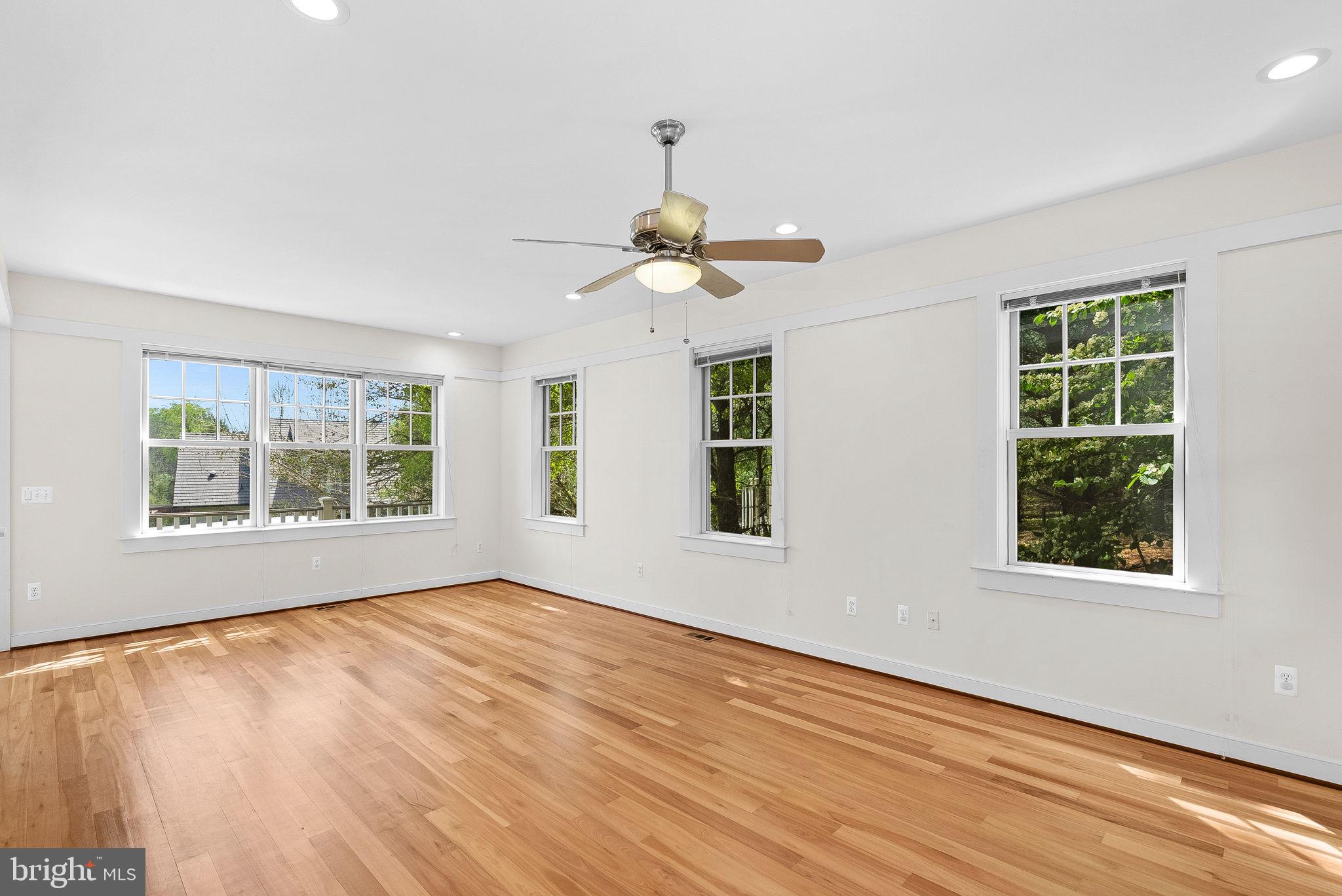 ECOVILLAGE - Residential