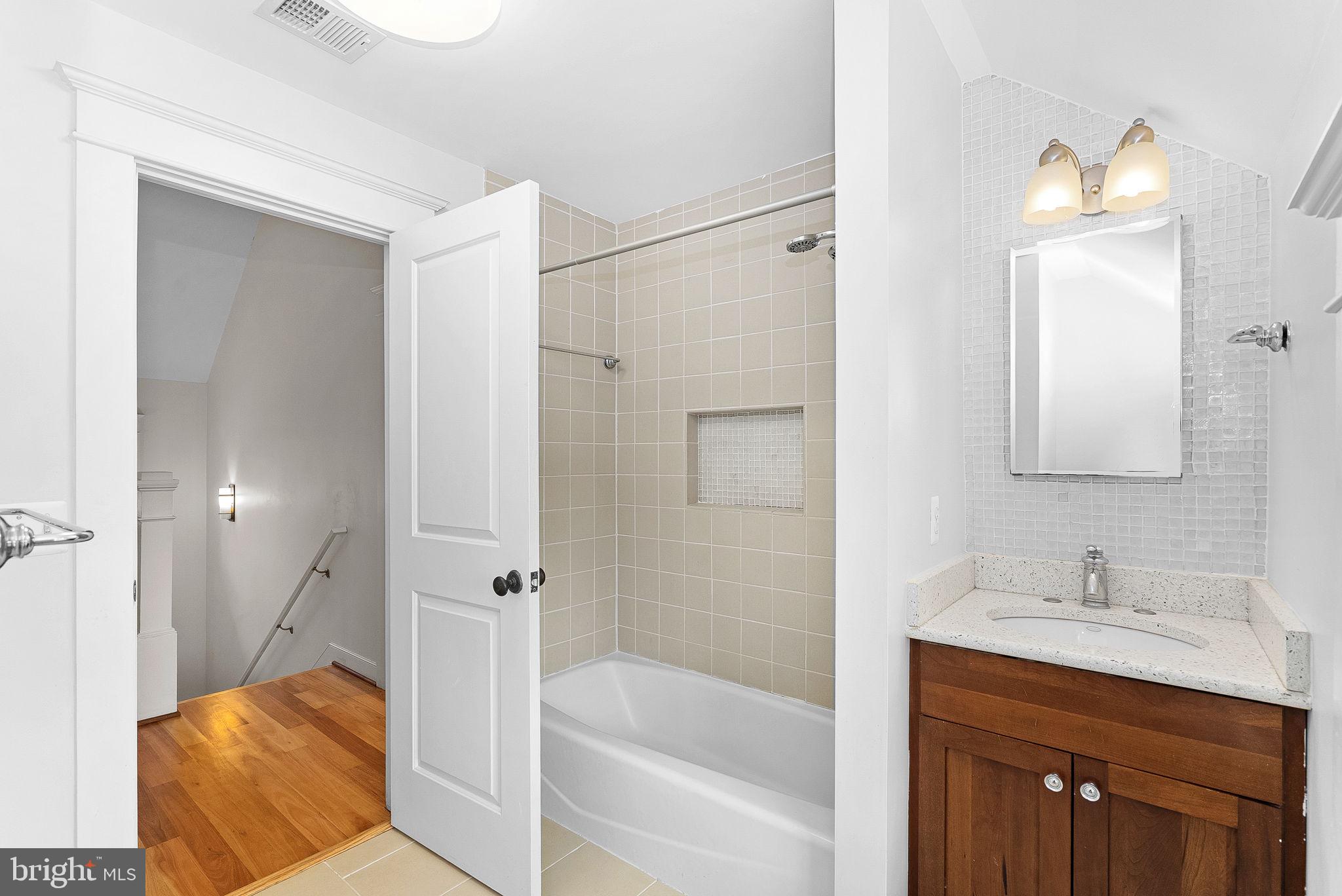 ECOVILLAGE - Residential