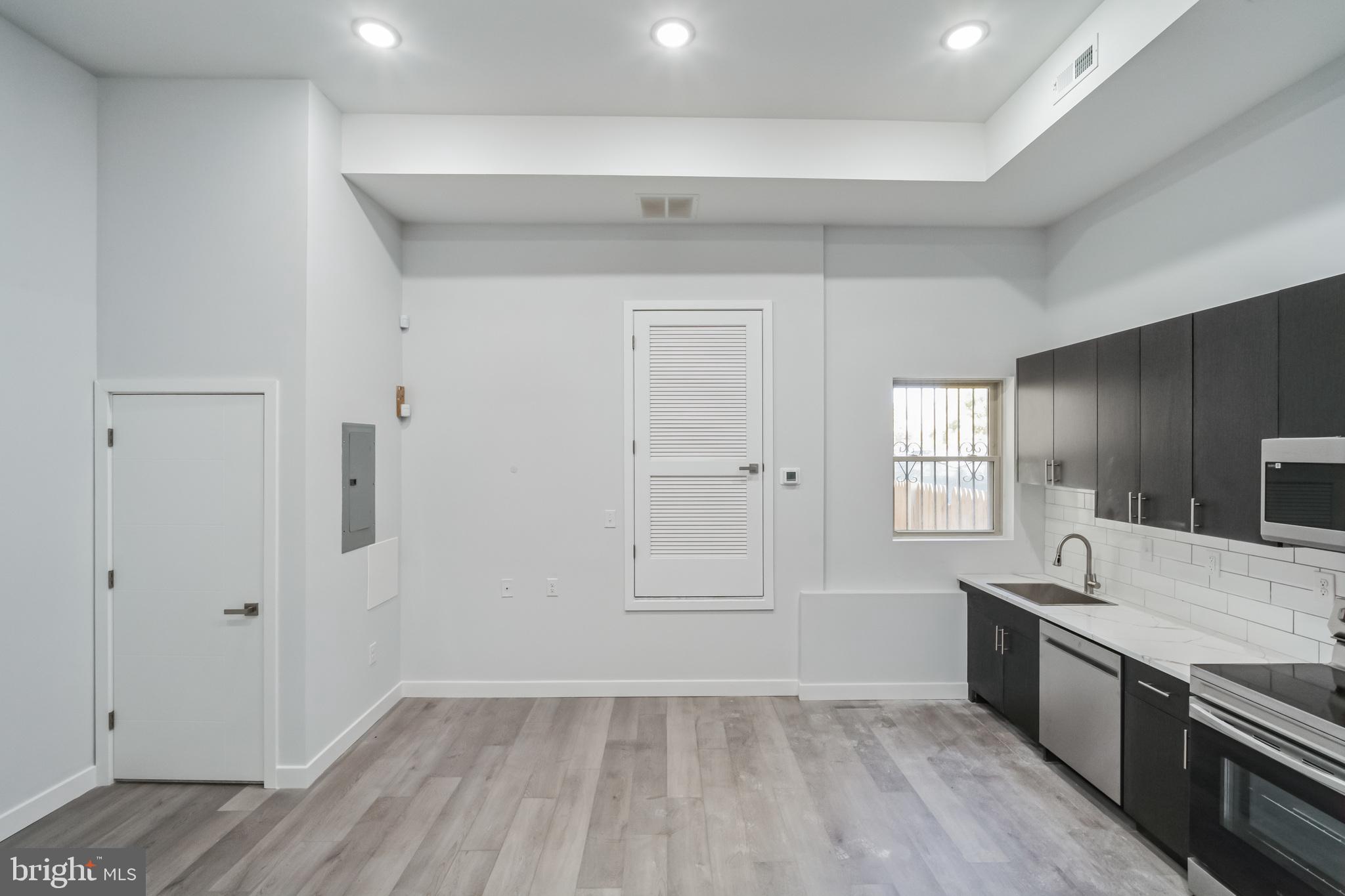 WEST KENSINGTON - Residential Lease