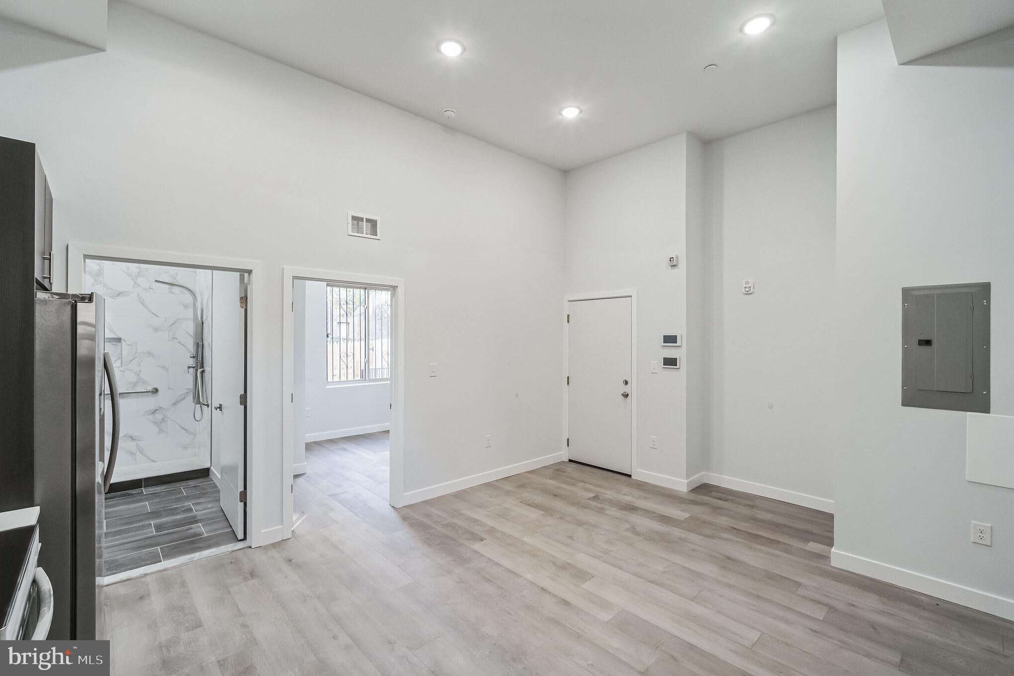 WEST KENSINGTON - Residential Lease