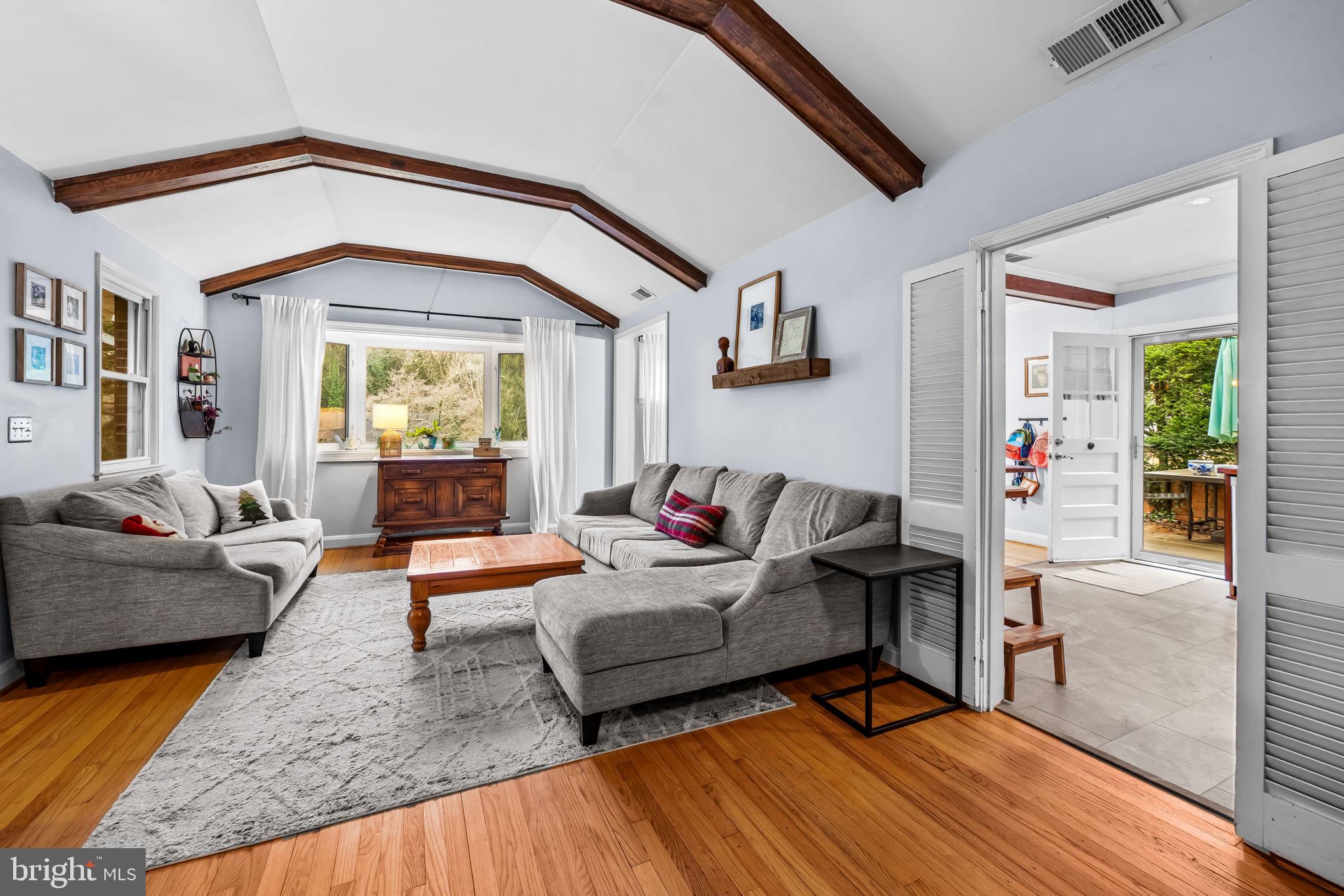 GLENDALE - Residential