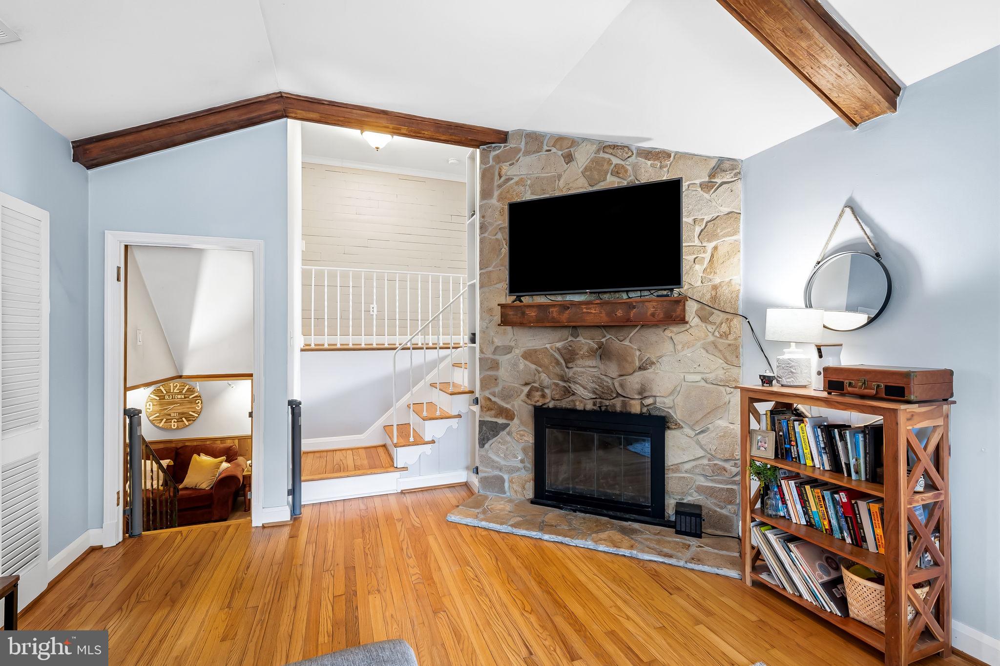 GLENDALE - Residential