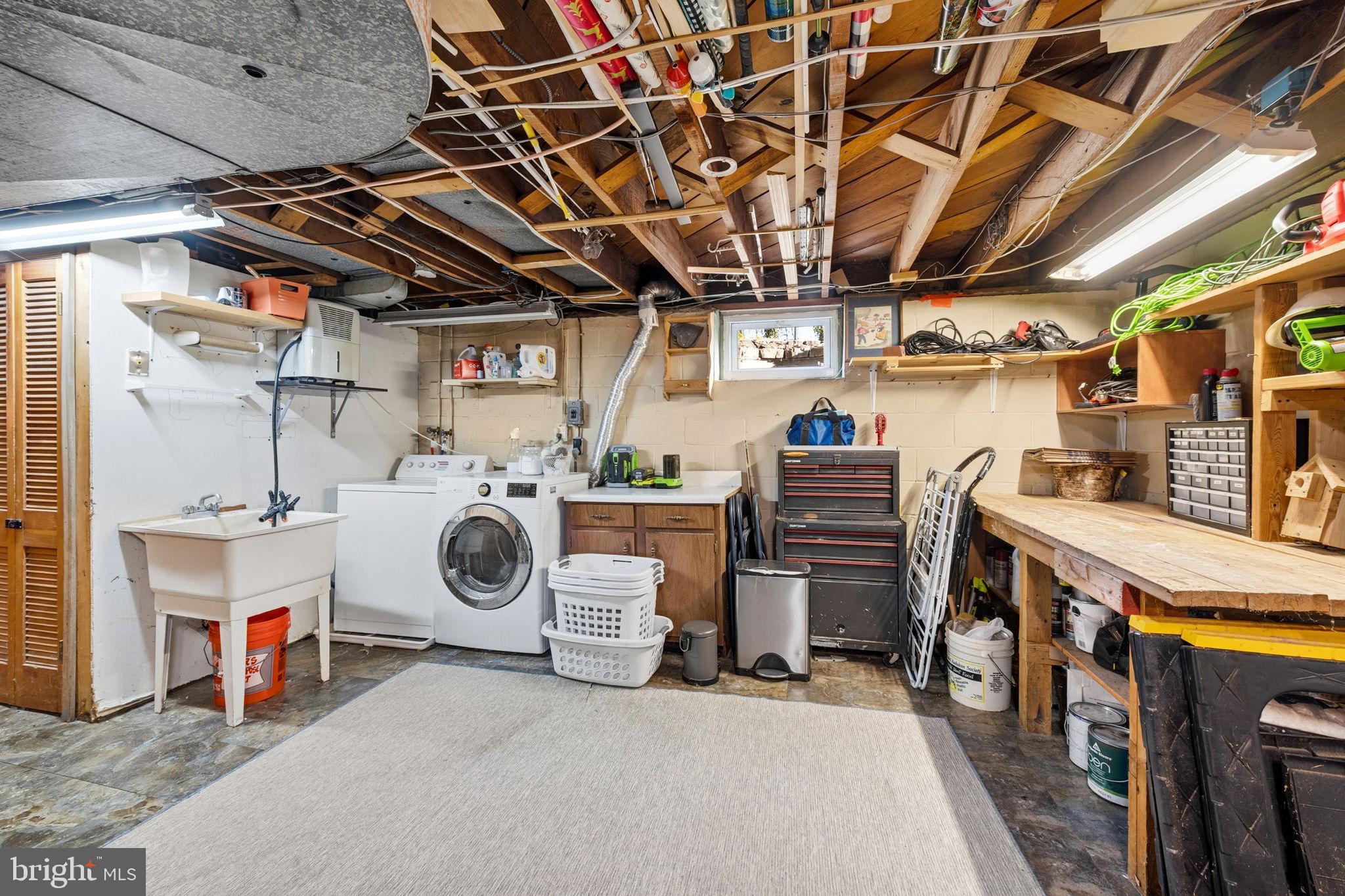 GLENDALE - Residential