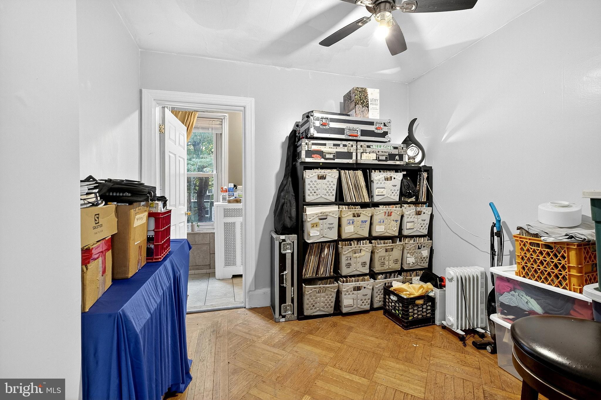 SPRUCE HILL - Residential