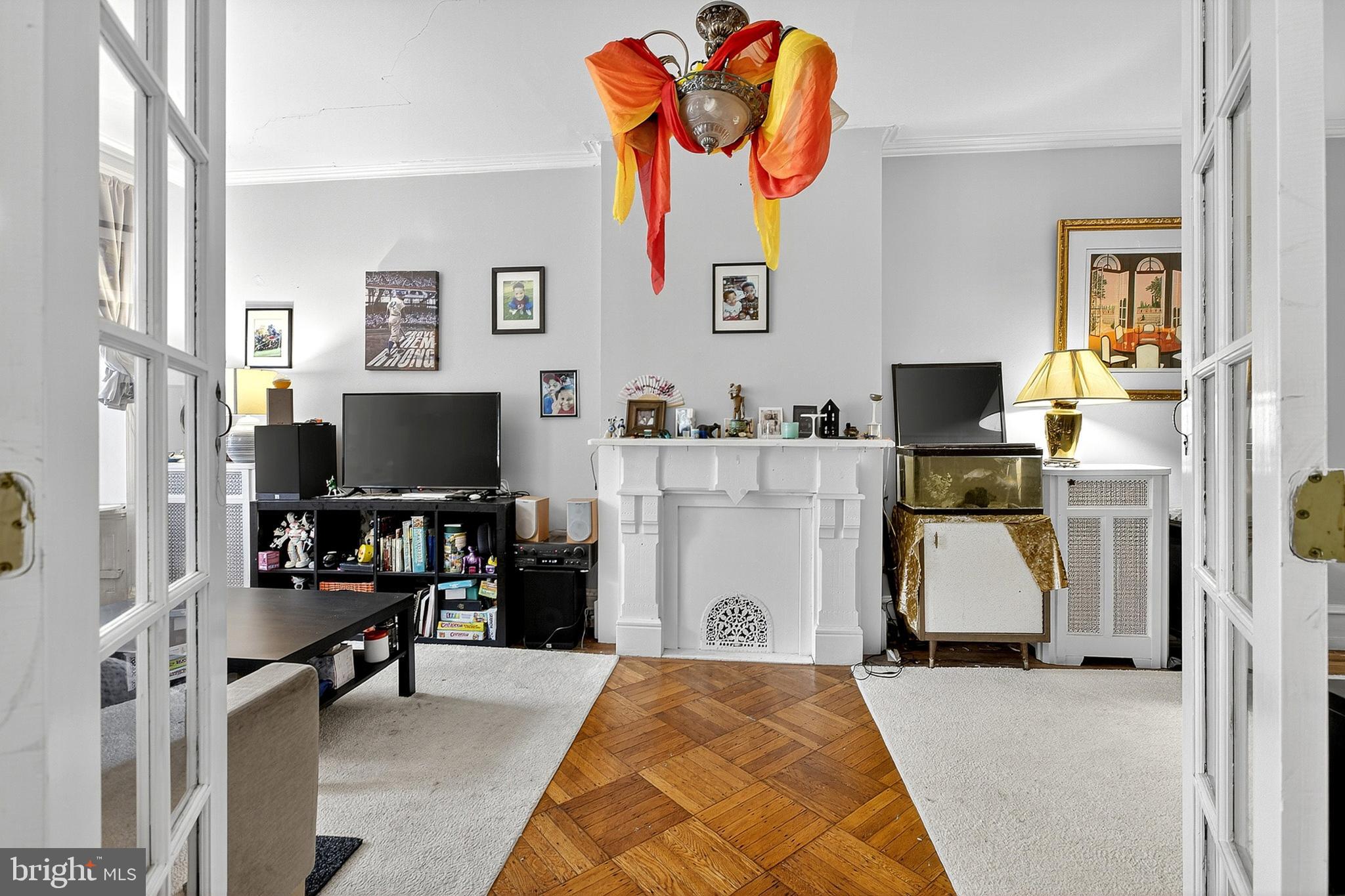 SPRUCE HILL - Residential