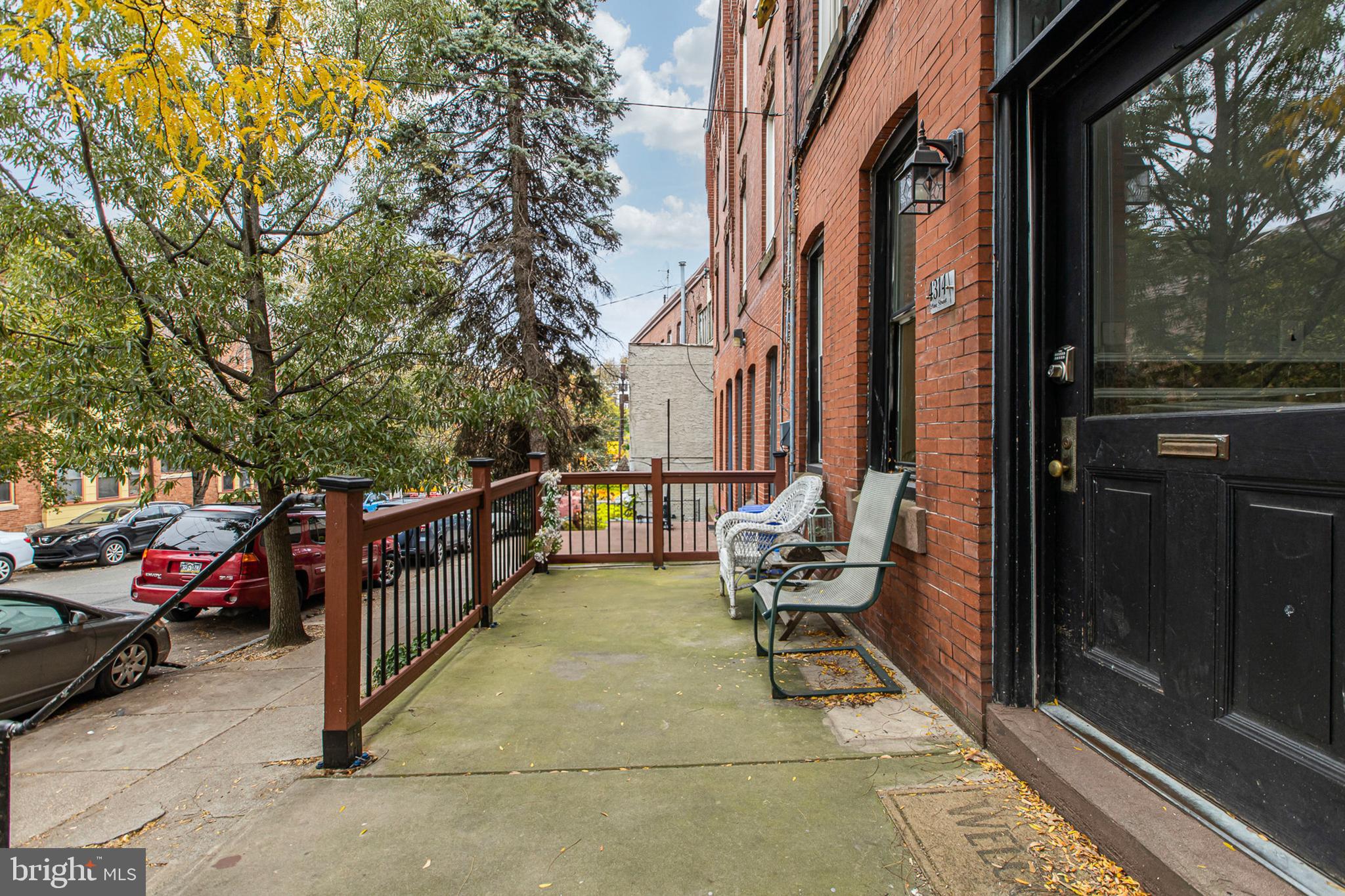 SPRUCE HILL - Residential