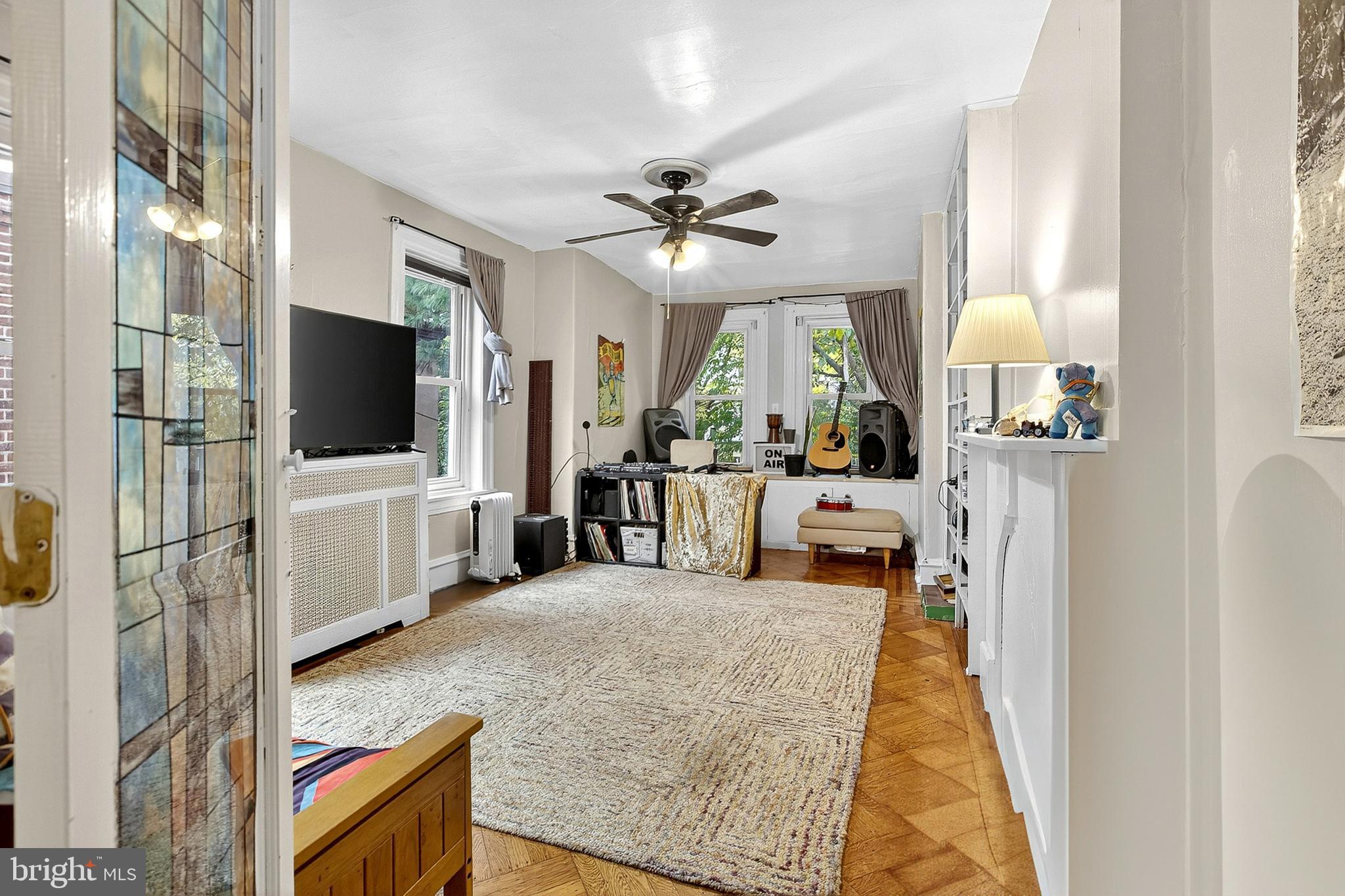 SPRUCE HILL - Residential