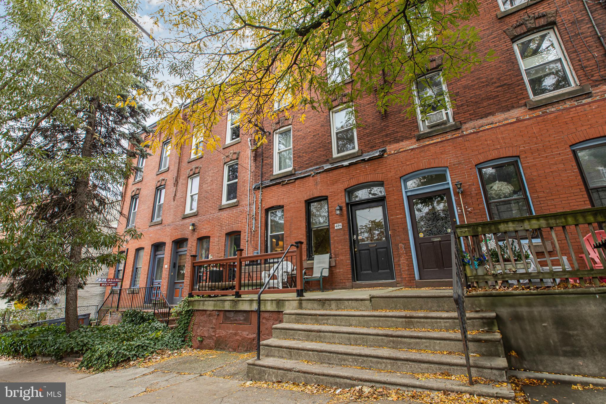 SPRUCE HILL - Residential