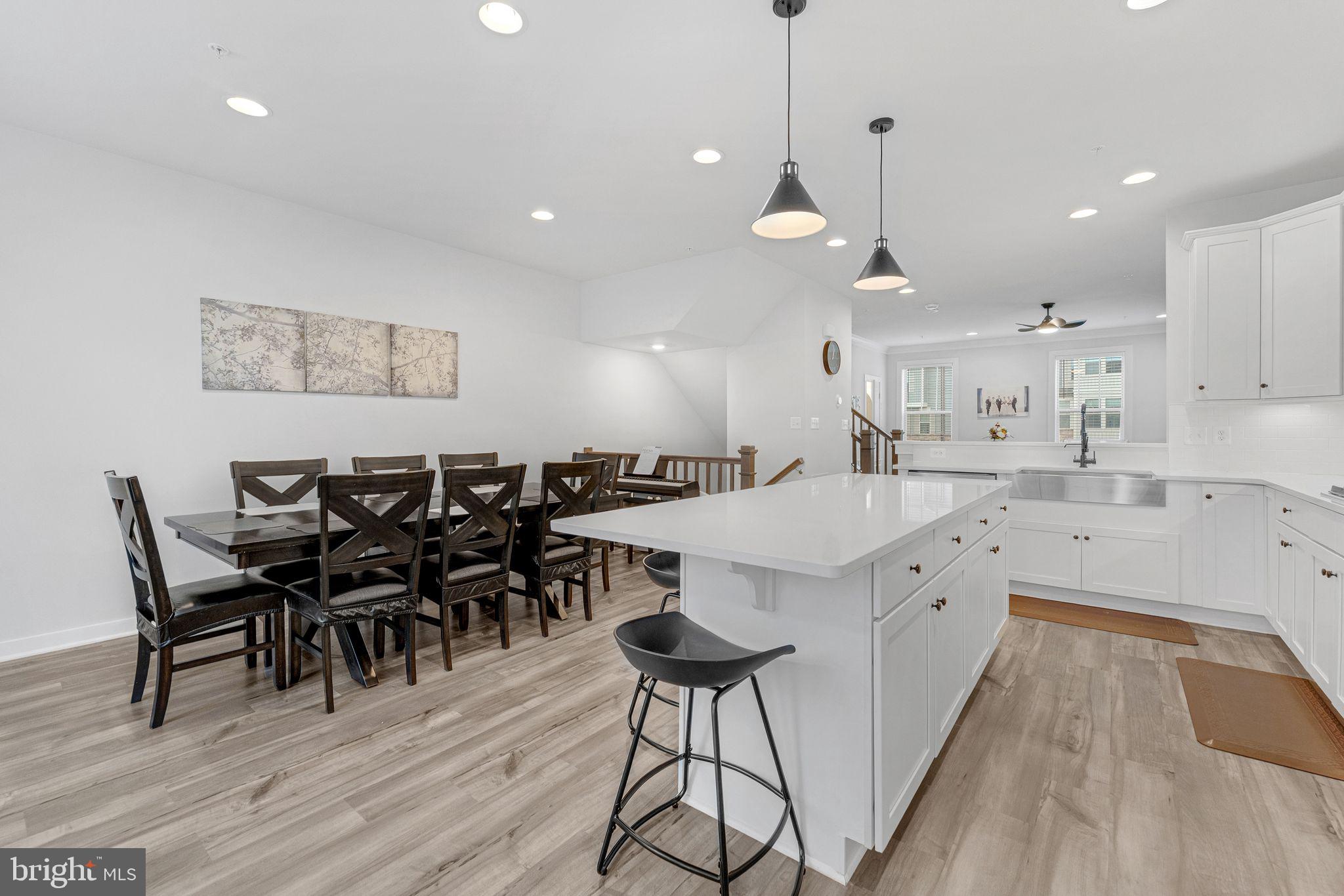 VILLAGES OF URBANA - Residential Lease