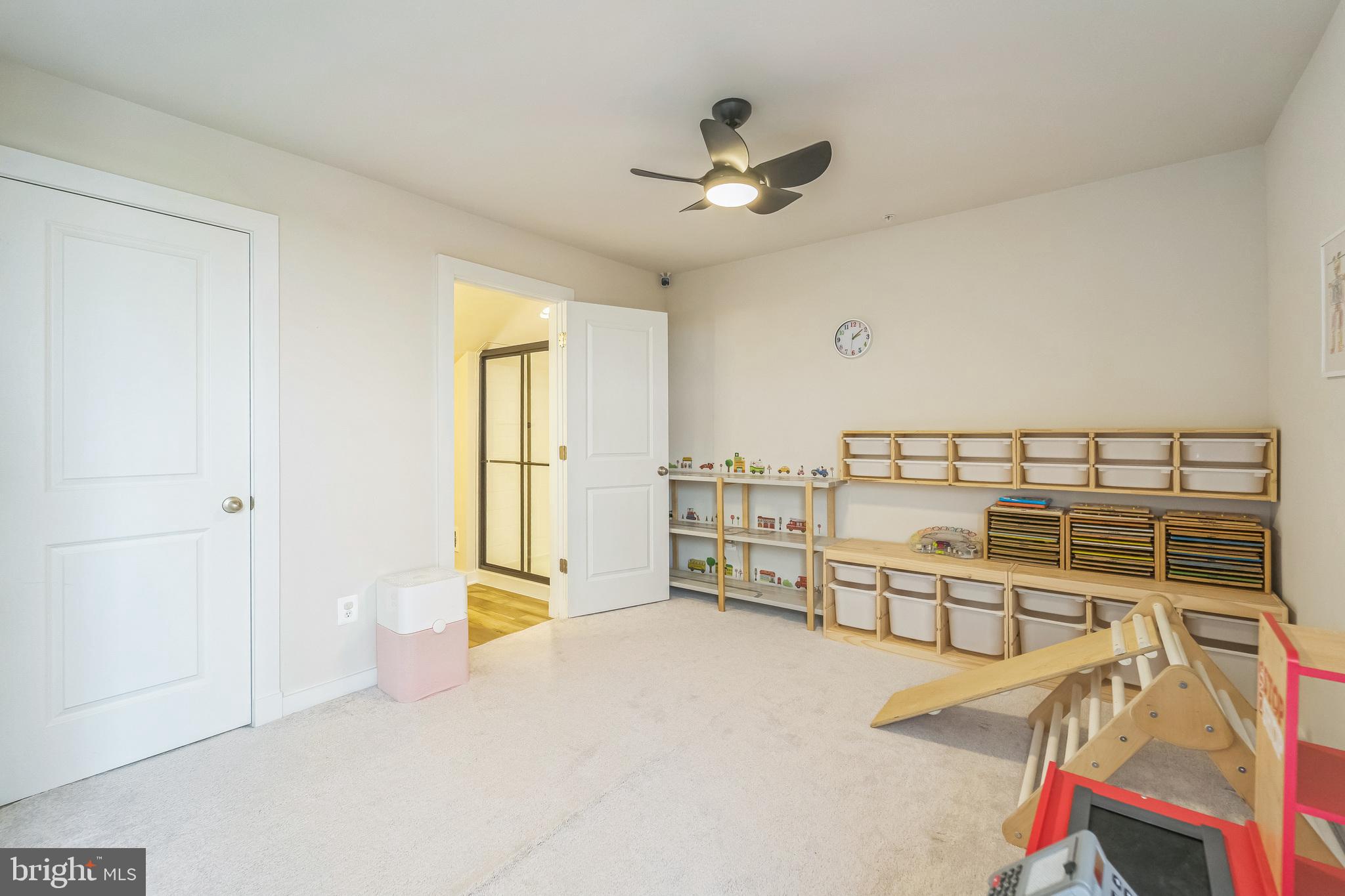 VILLAGES OF URBANA - Residential Lease